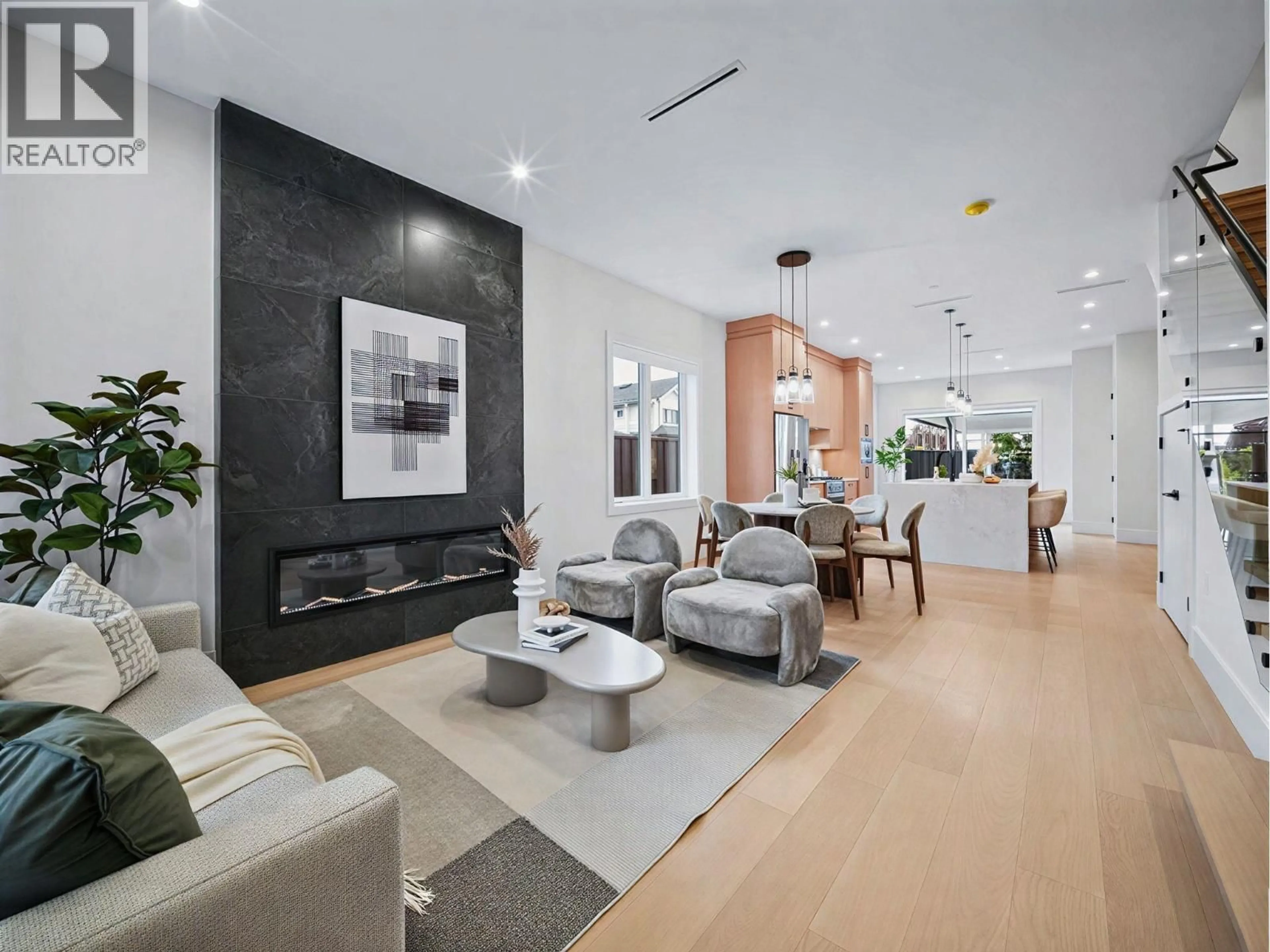 Unknown for 2 - 6991 KERR STREET, Vancouver British Columbia V5X2B3