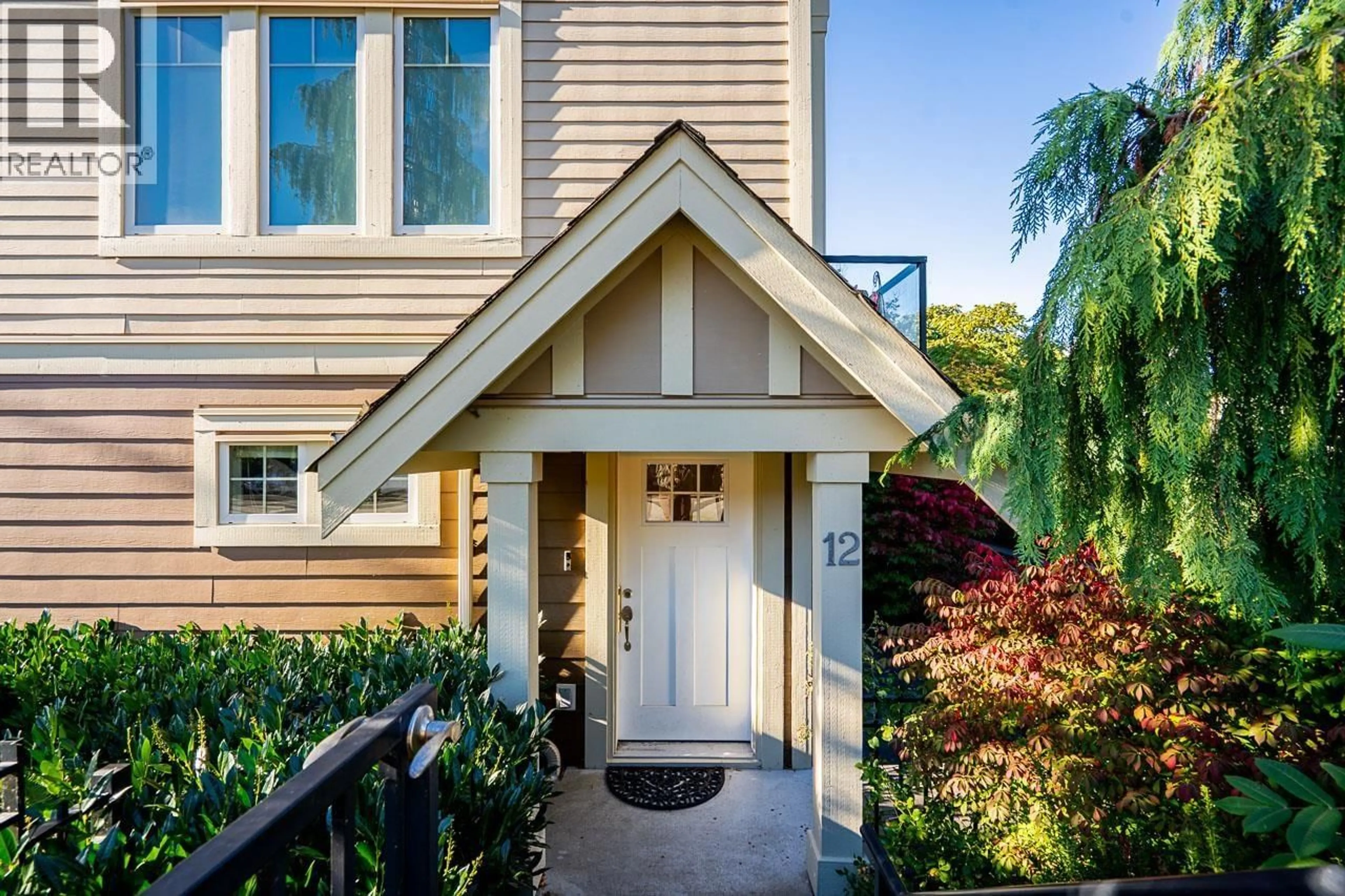 Unknown for 12 - 7489 16TH STREET, Burnaby British Columbia V3N0C5