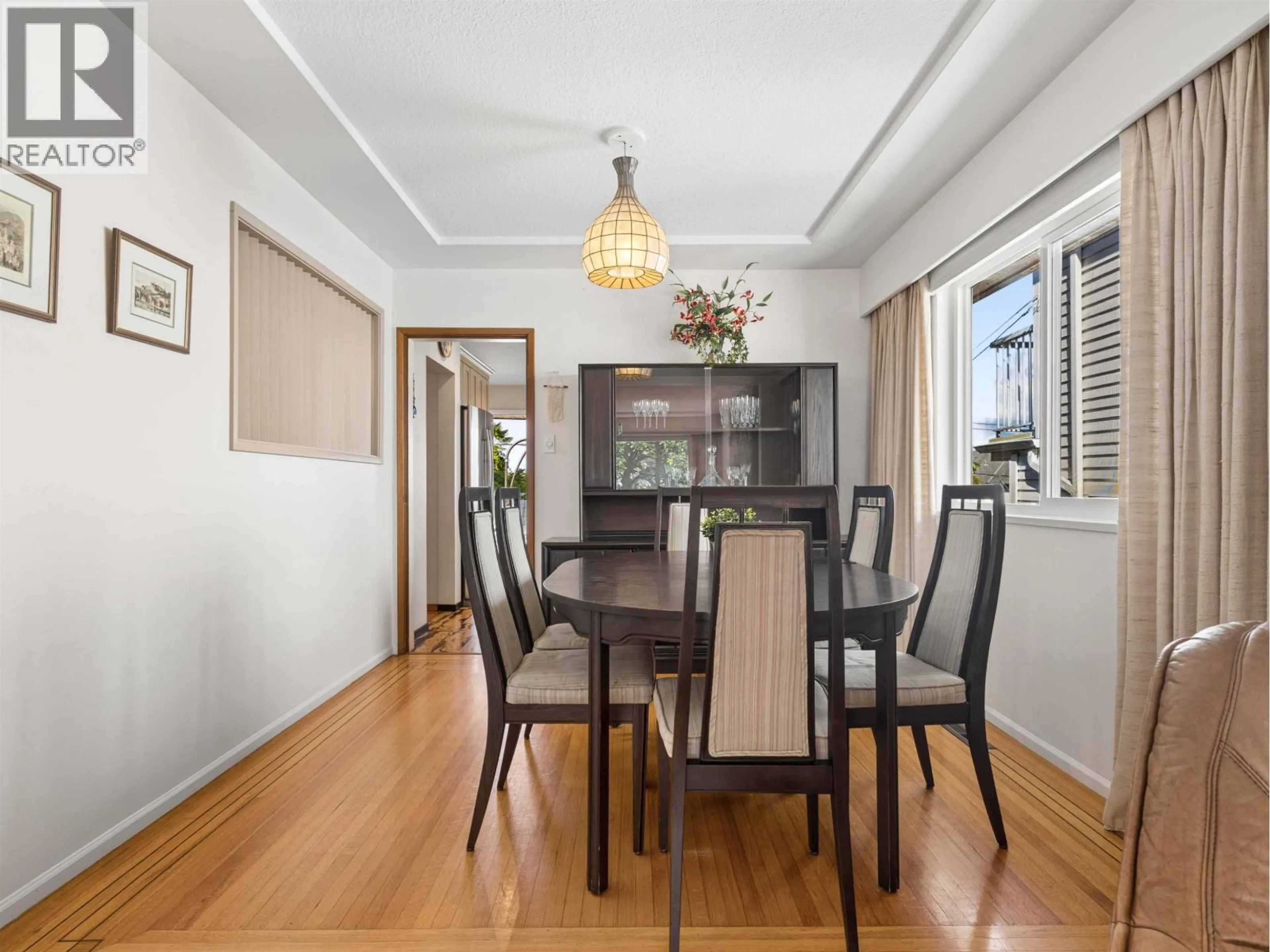 Unknown for 2925 24TH AVENUE, Vancouver British Columbia V6L1R5