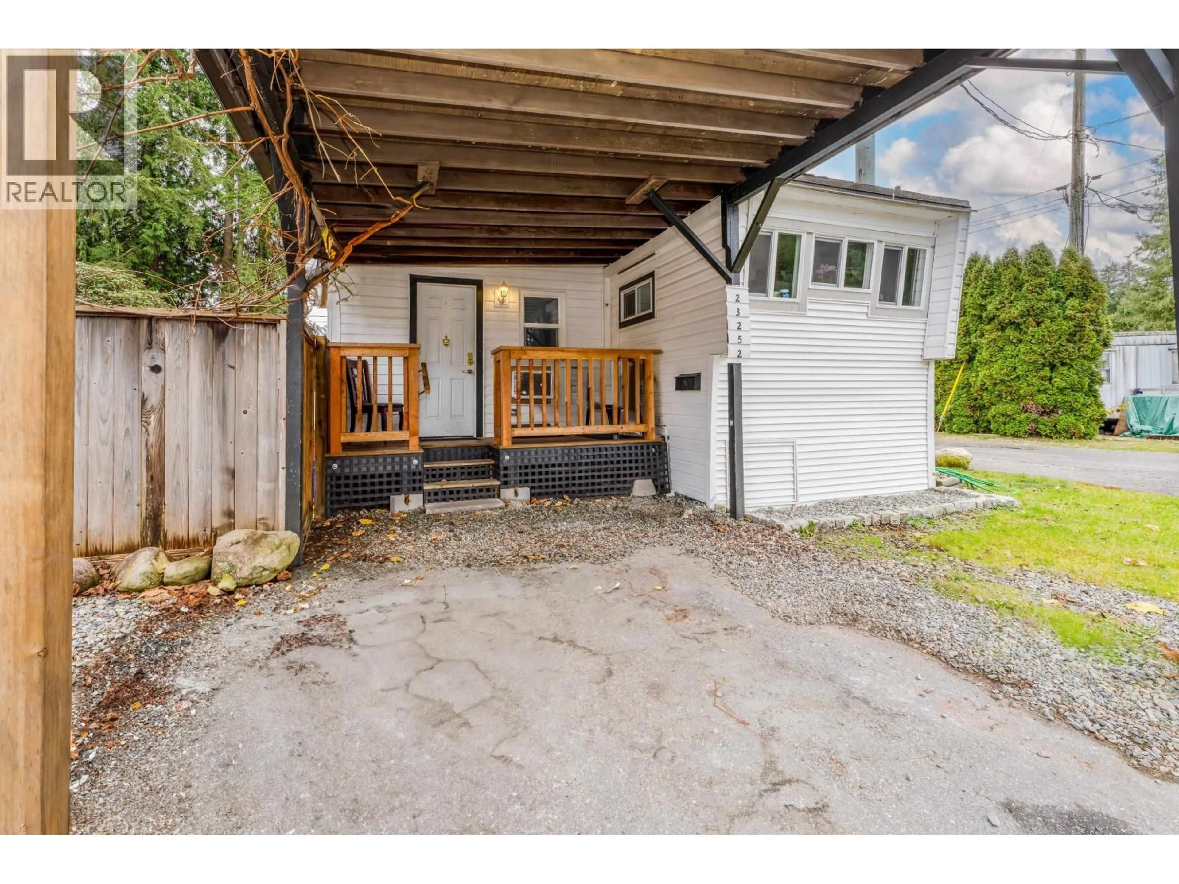 Unknown for 23252 CALVIN CRESCENT, Maple Ridge British Columbia V2X4S3