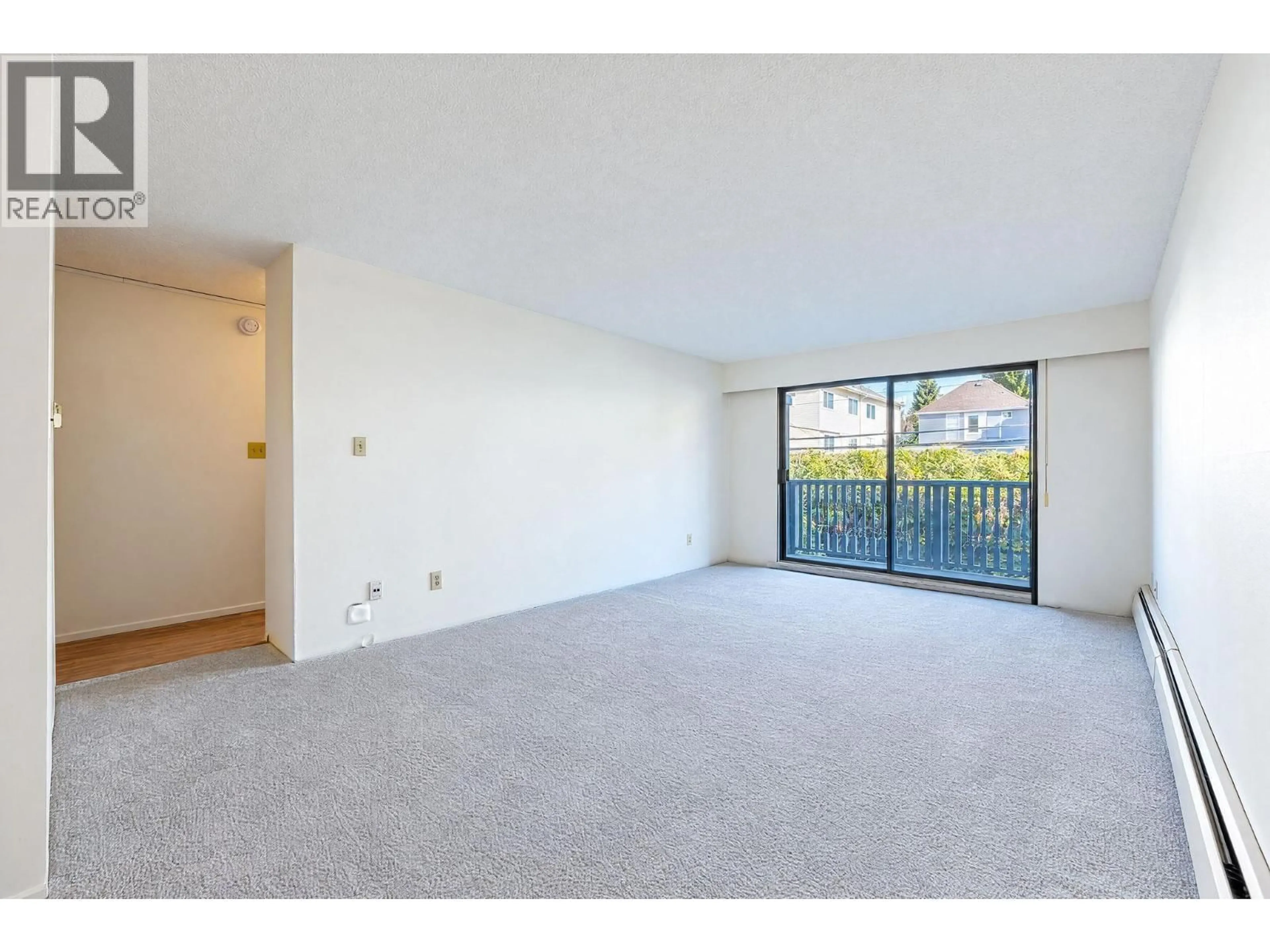 Unknown for 214 - 310 3RD STREET, North Vancouver British Columbia V7M1G4
