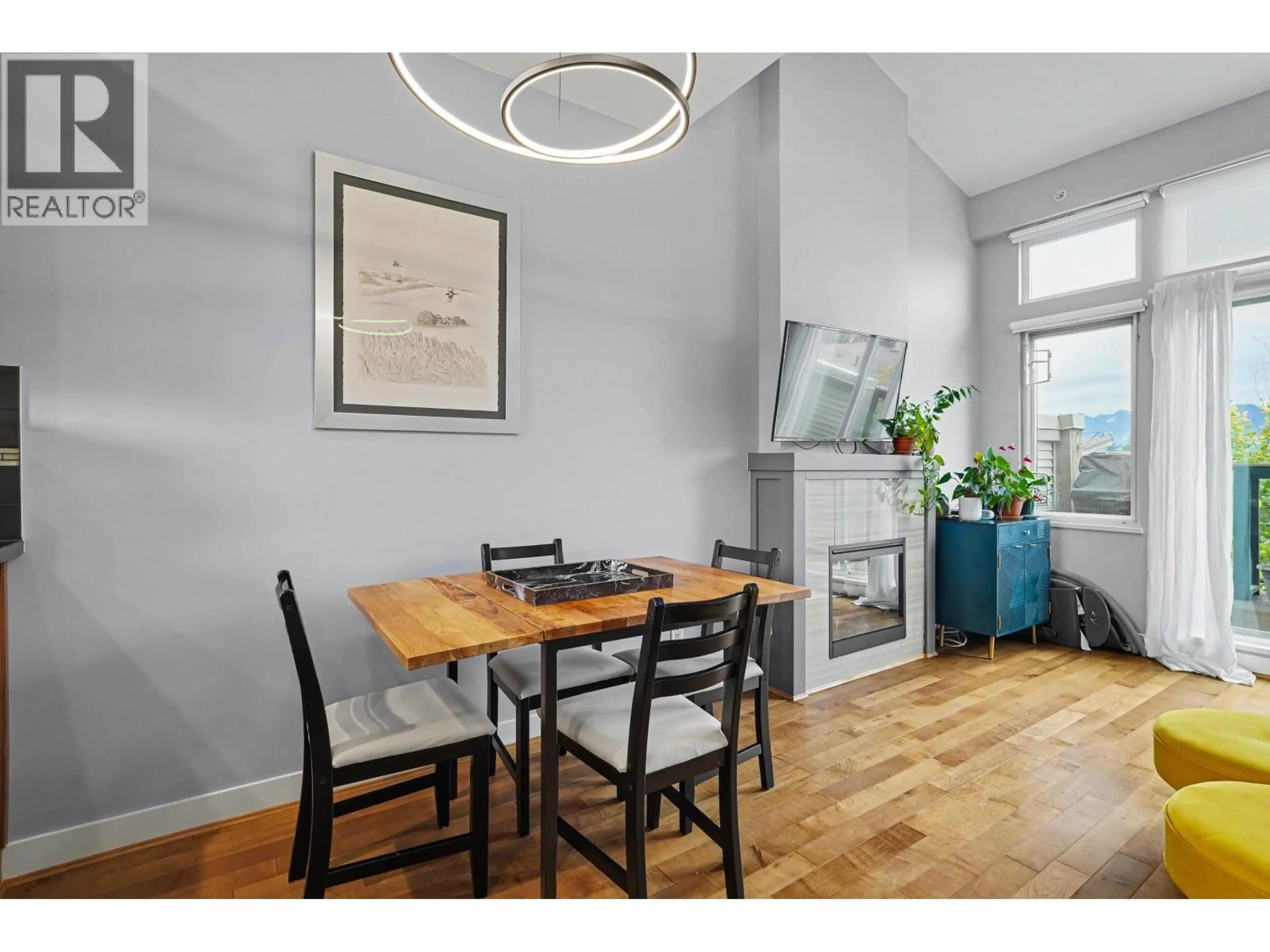 Unknown for 15 - 3788 LAUREL STREET, Burnaby British Columbia V5G1M7