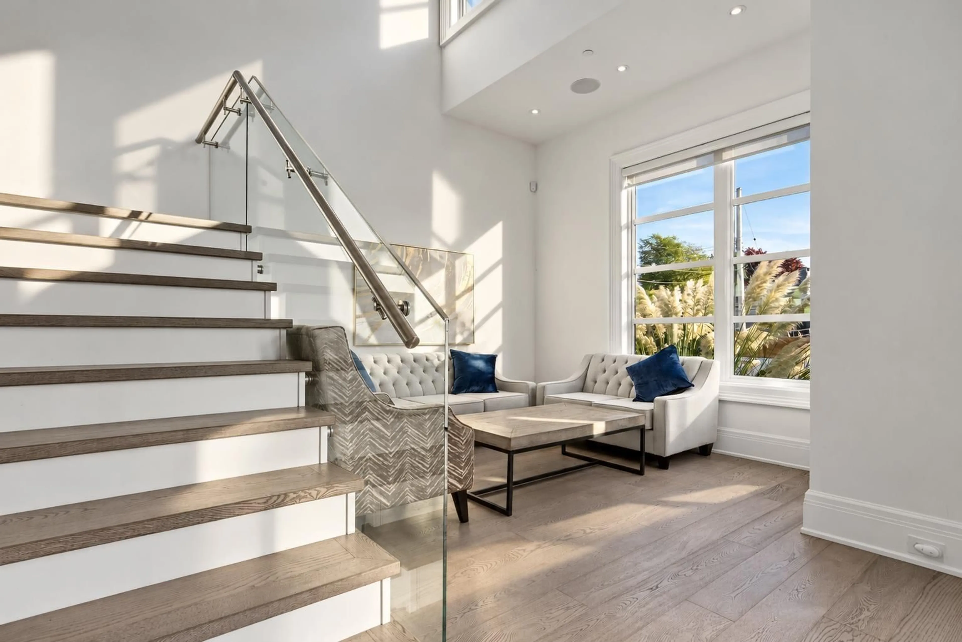 Unknown for 14237 VINE AVENUE, White Rock British Columbia V4B2S9