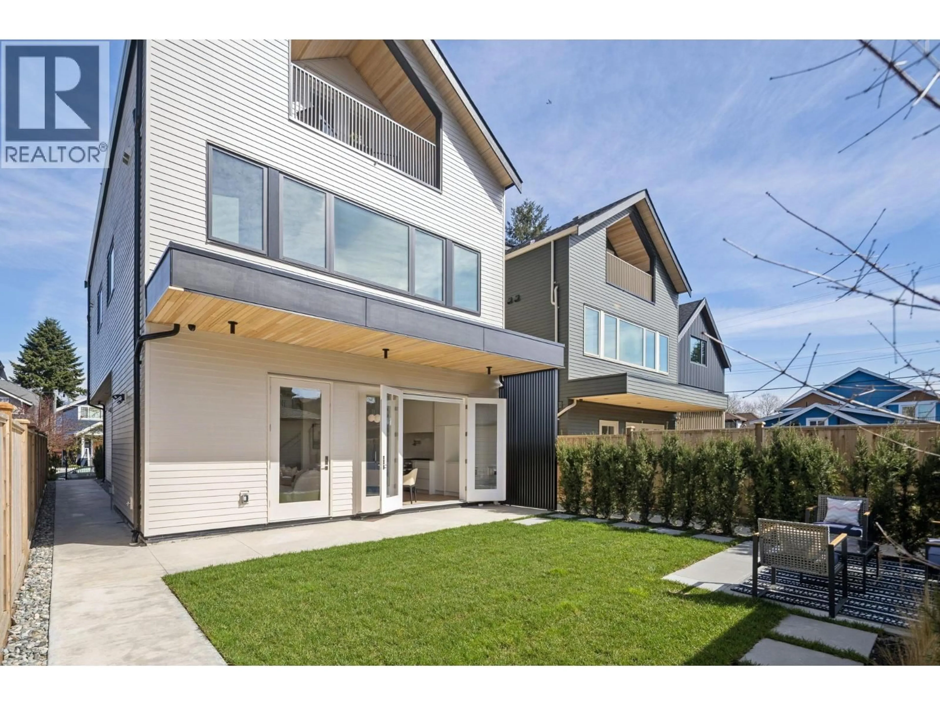 Unknown for 2 - 3648 20TH AVENUE, Vancouver British Columbia V6S1E8