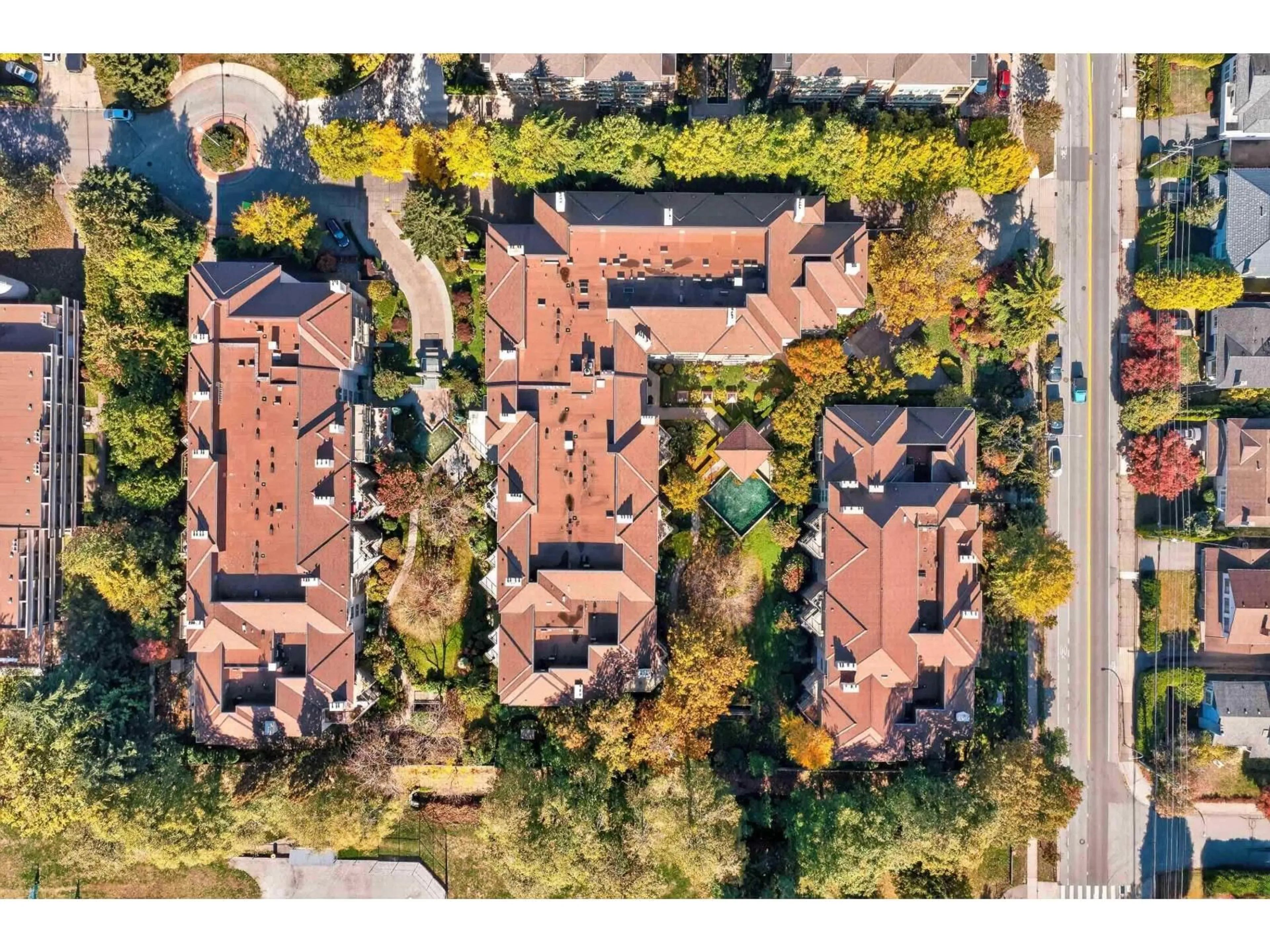 Unknown for 306 - 1929 154 STREET, Surrey British Columbia V4A4S2