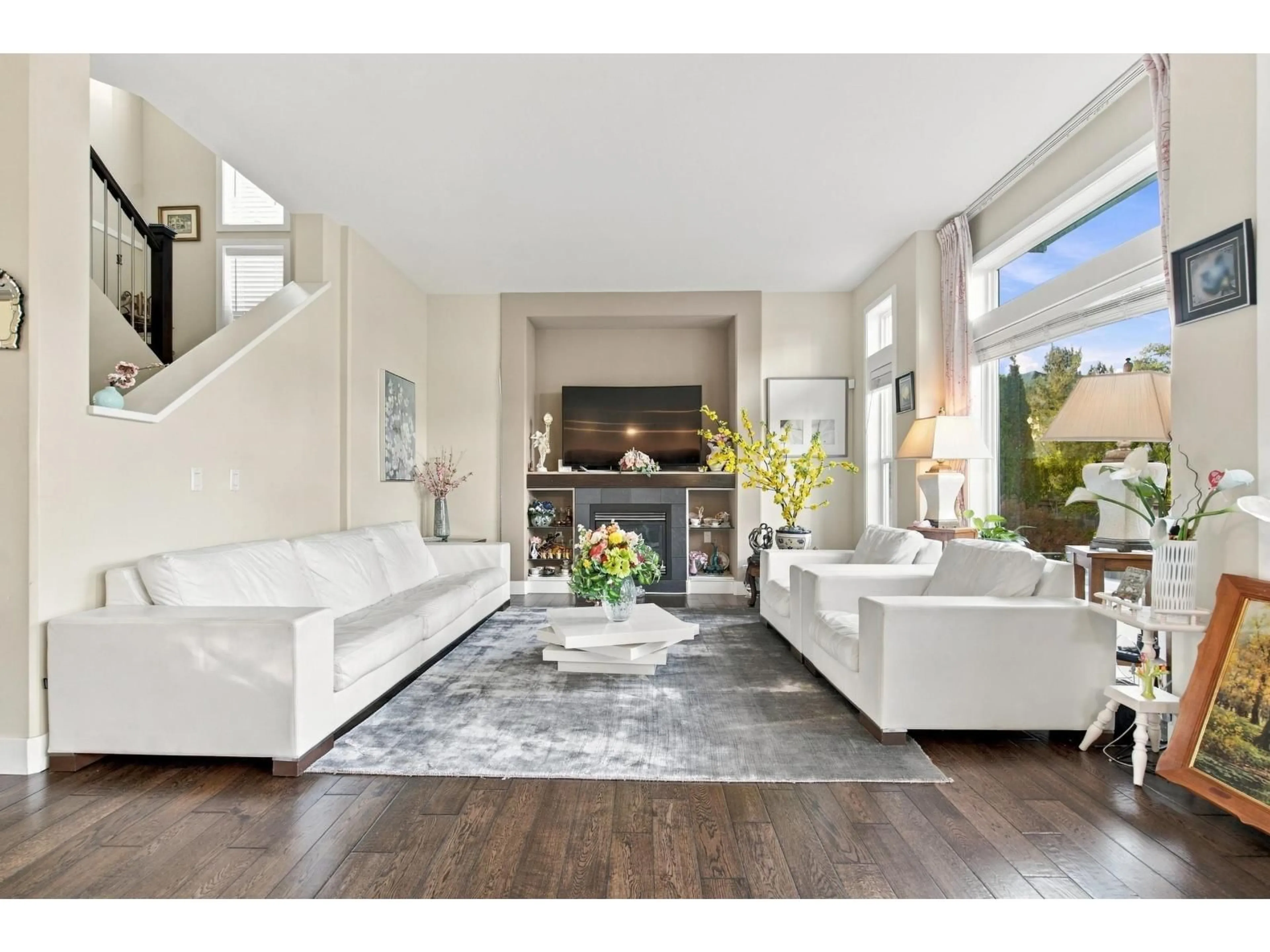 Living room with furniture, unknown for 6088 163A STREET, Surrey British Columbia V3S2H7