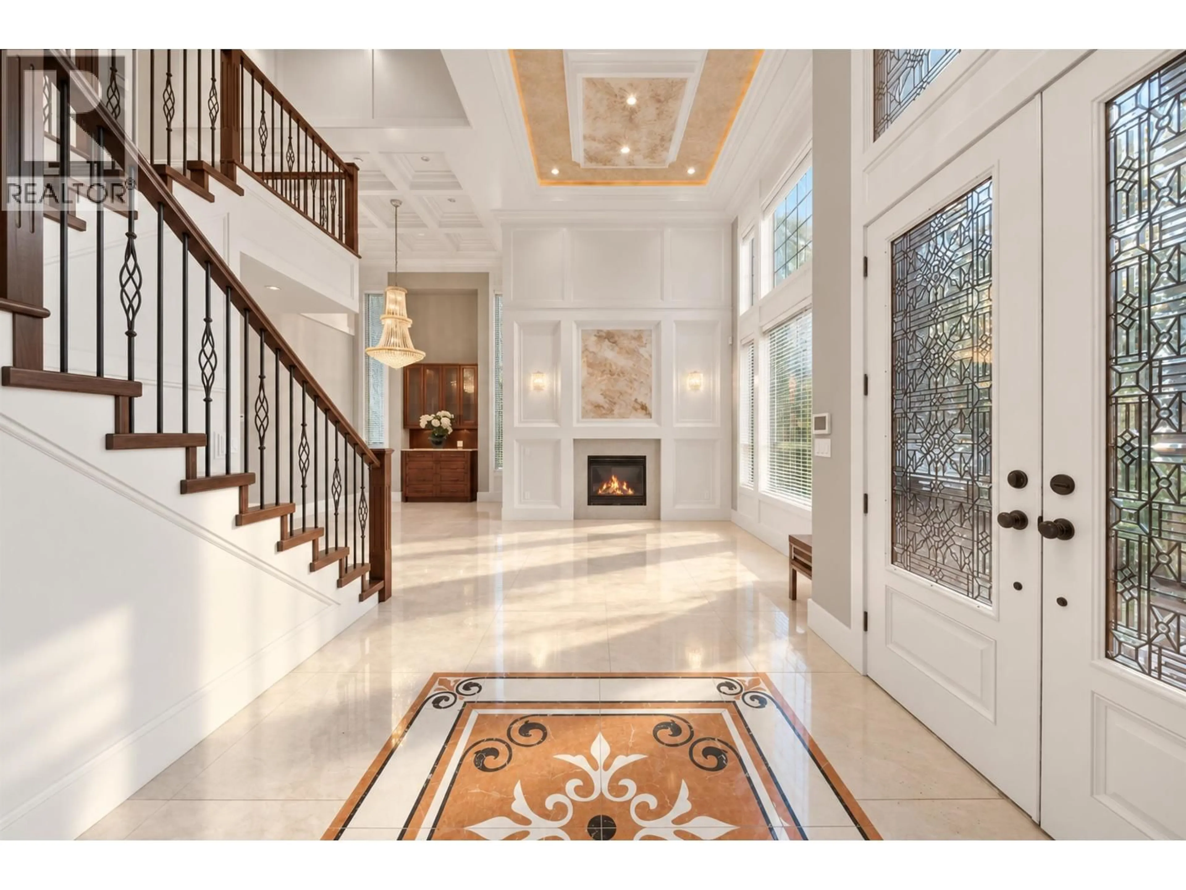 Indoor foyer for 6211 BELLFLOWER DRIVE, Richmond British Columbia V7C2H7