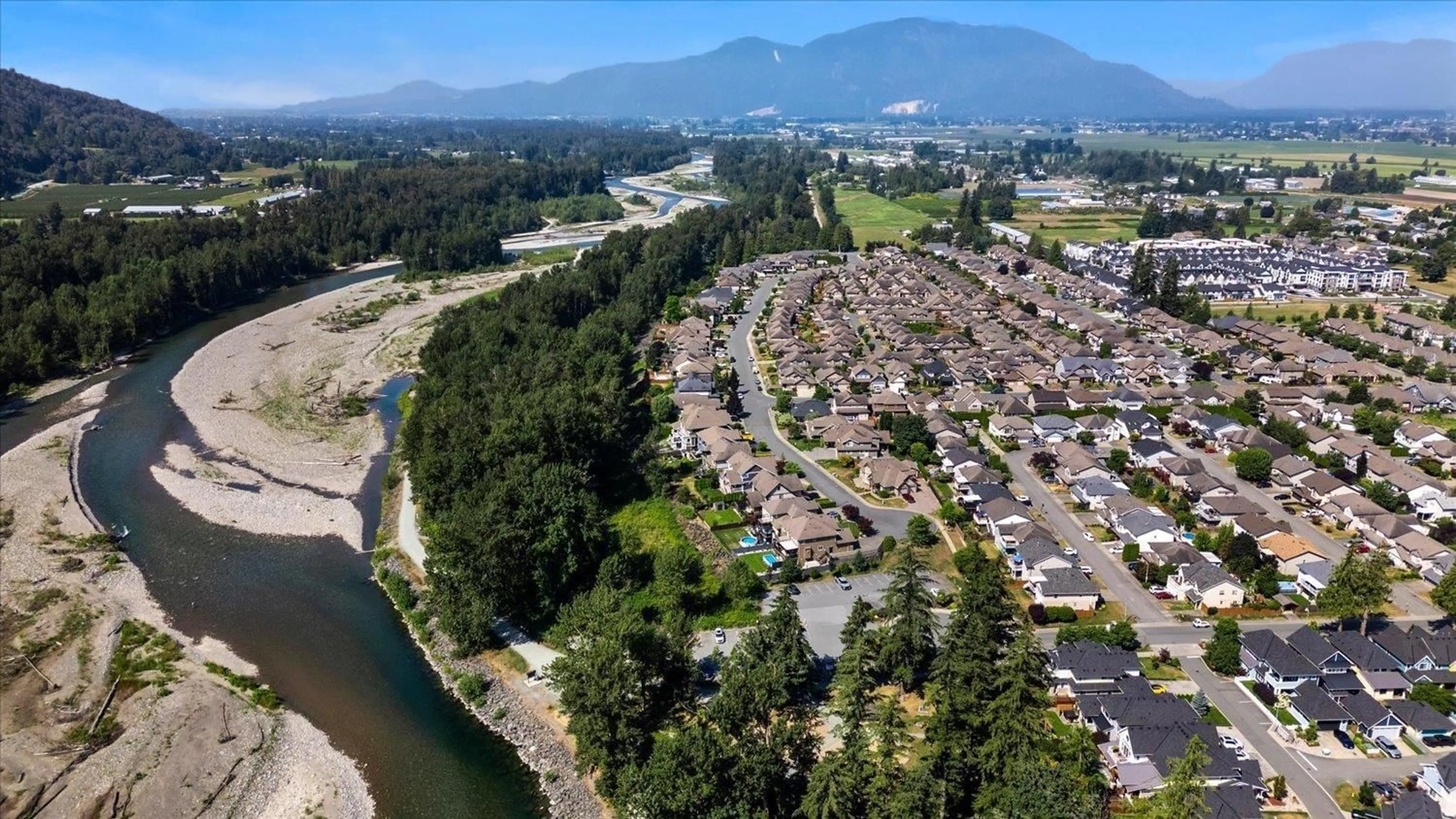 Unknown for 5482 PEACH ROAD, Chilliwack British Columbia V2R0X7