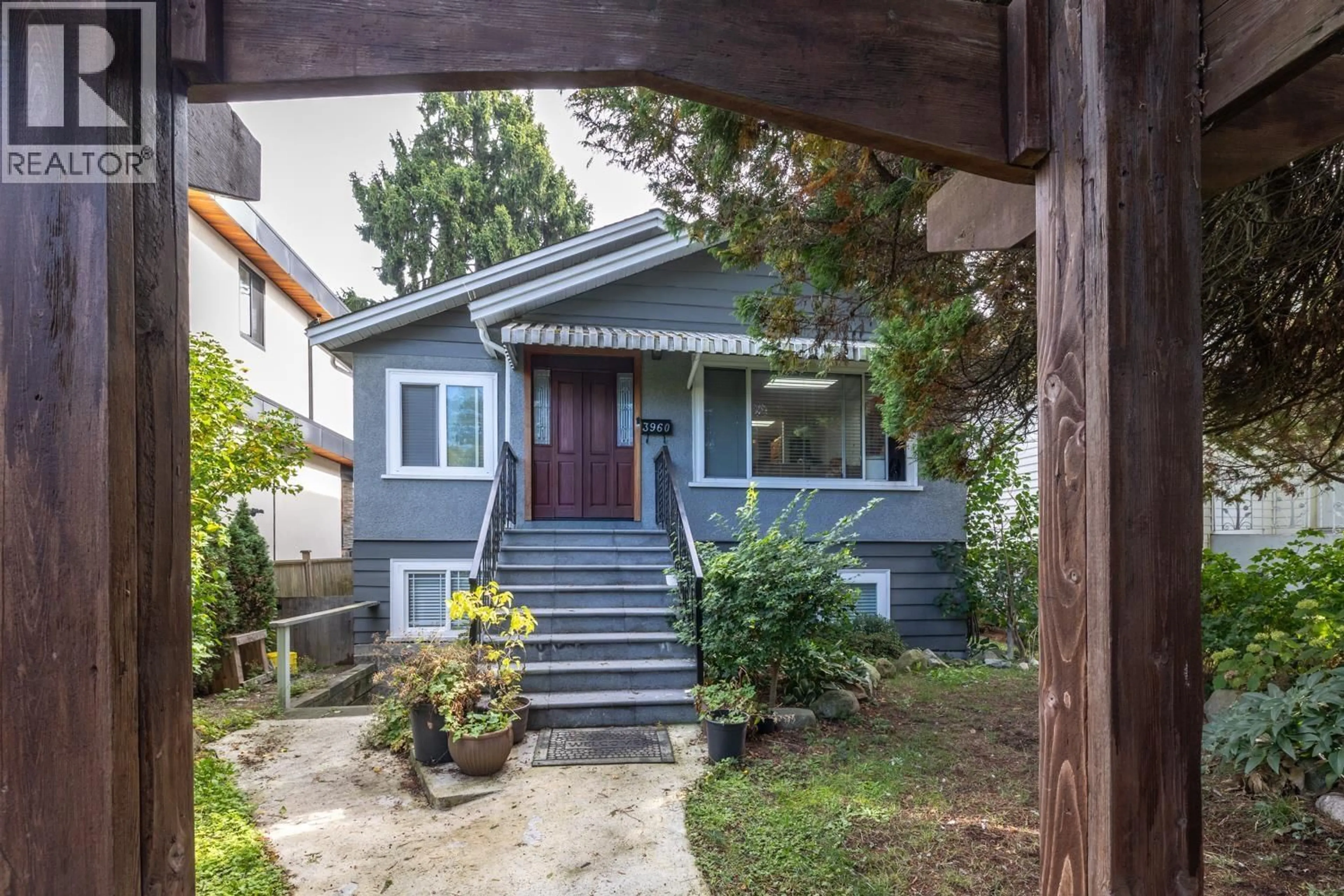 Unknown for 3960 NOOTKA STREET, Vancouver British Columbia V5R2C9