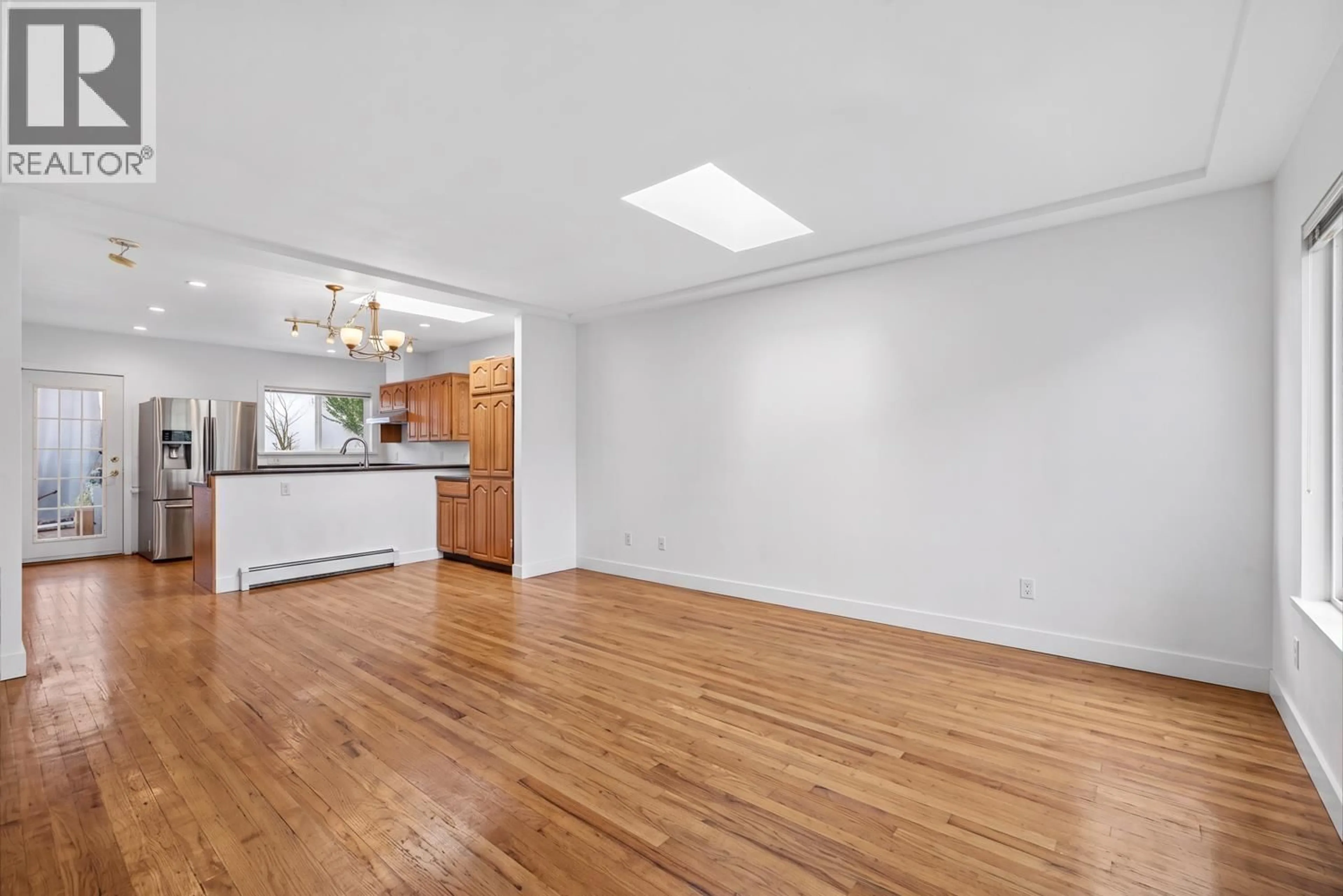 Unknown for 3960 NOOTKA STREET, Vancouver British Columbia V5R2C9