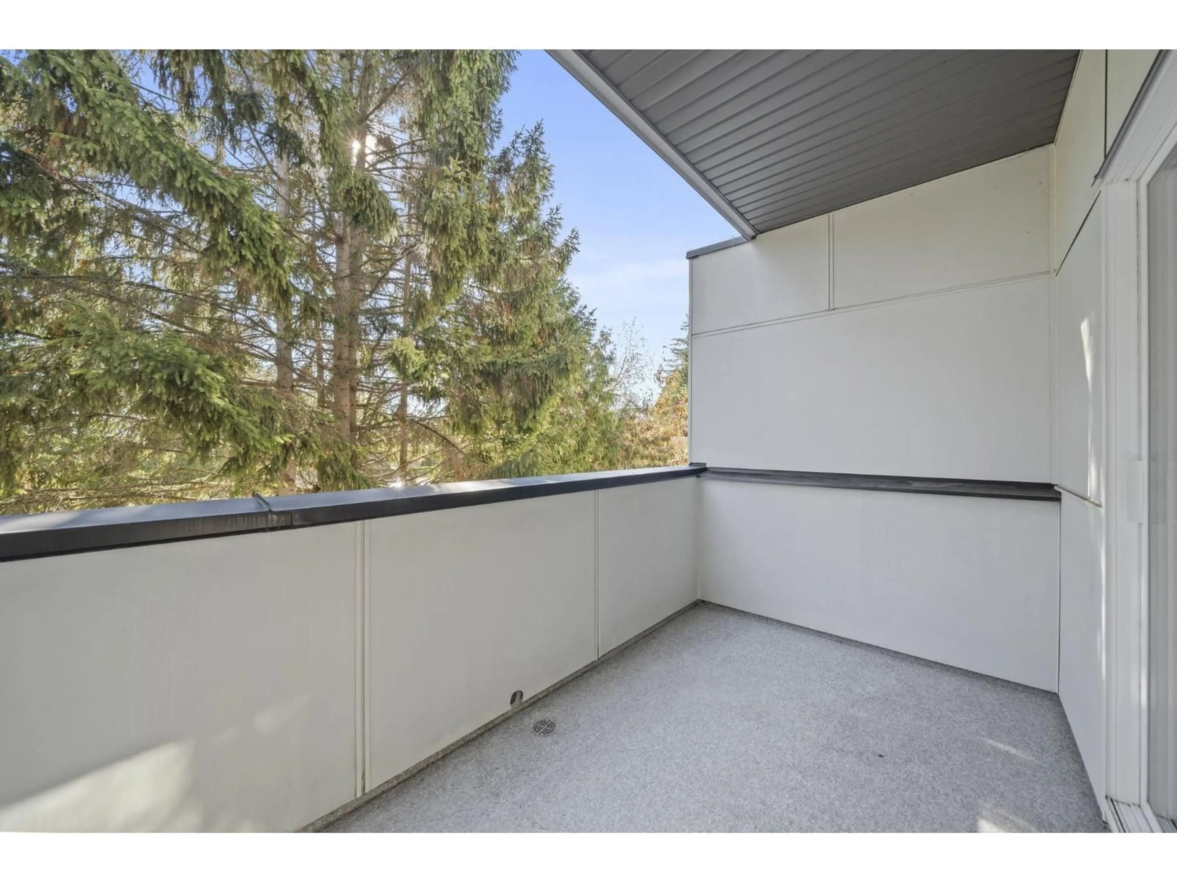 Unknown for 11 - 1670 160 STREET, Surrey British Columbia V4A0C6