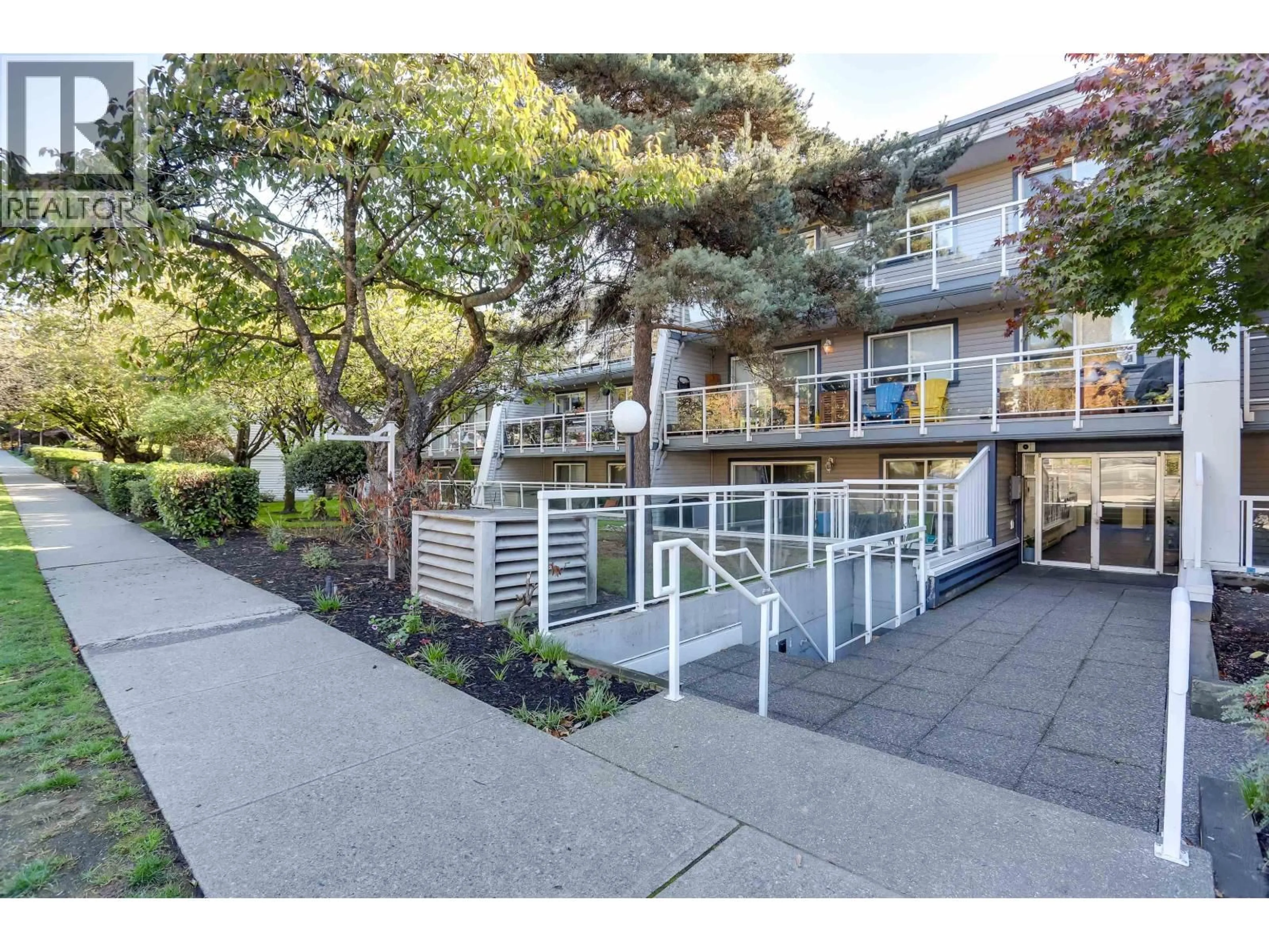 Unknown for 109 - 550 ROYAL AVENUE, New Westminster British Columbia V3L5H9