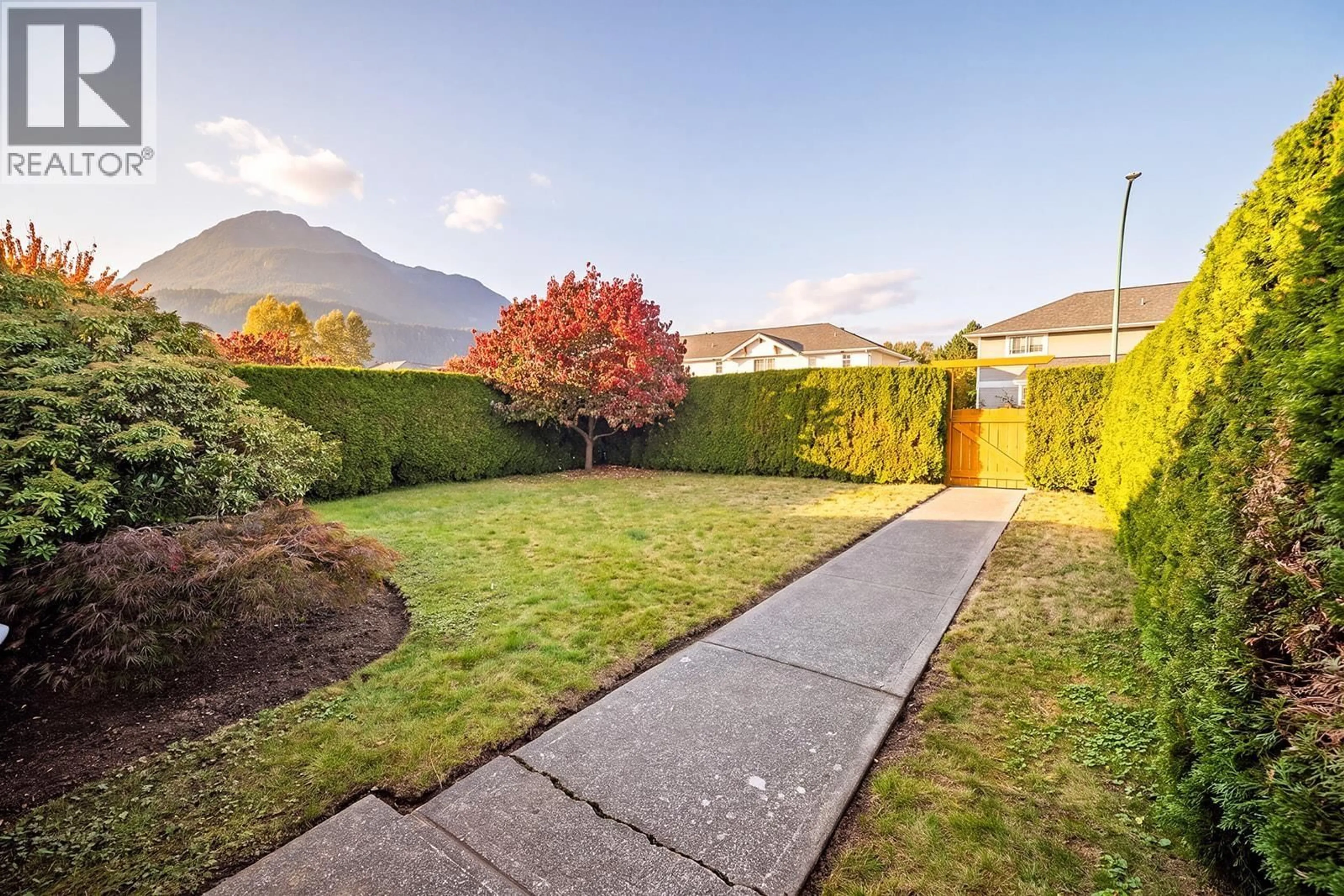 Unknown for 1824 WILLOW CRESCENT, Squamish British Columbia V8B0L9