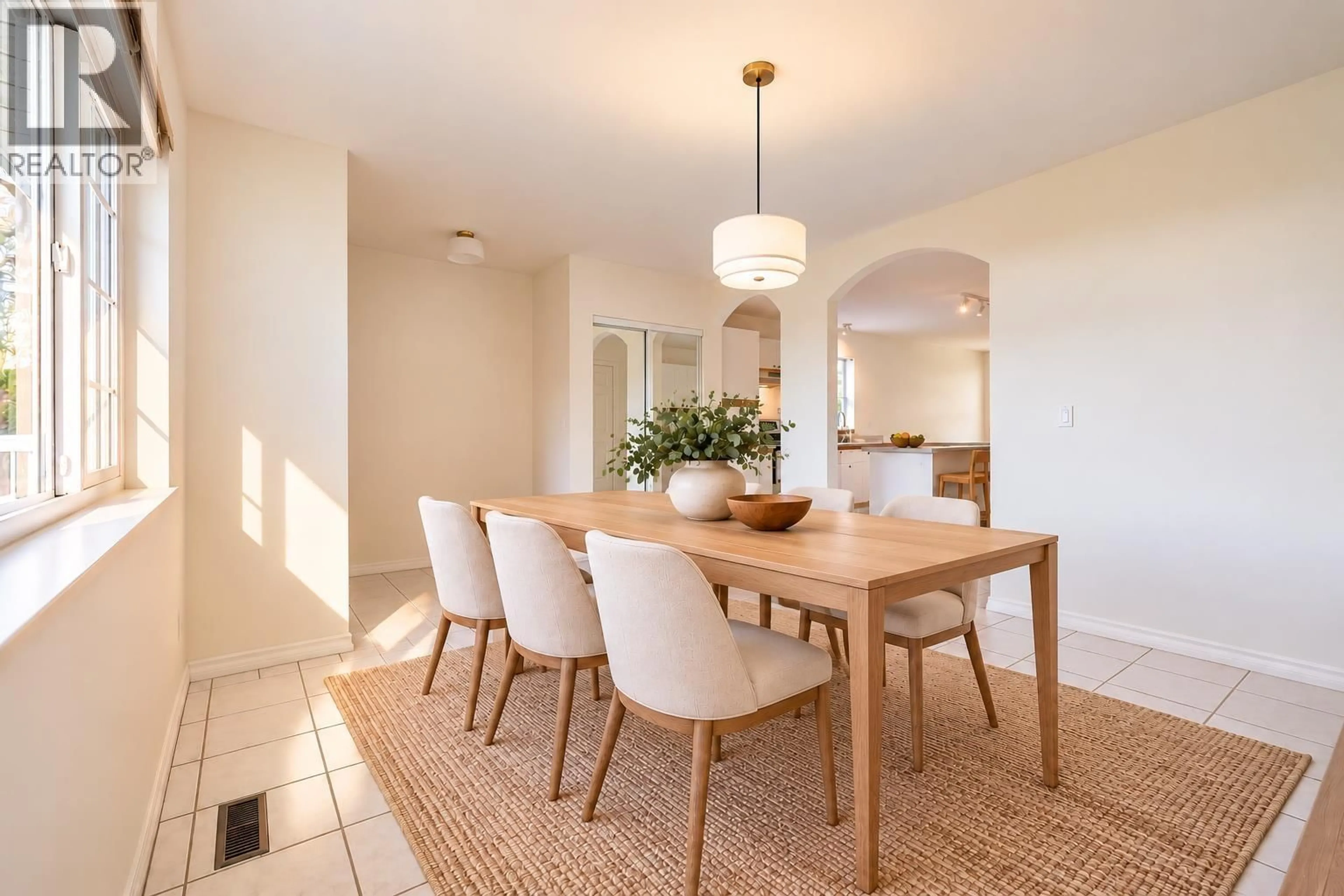 Unknown for 1824 WILLOW CRESCENT, Squamish British Columbia V8B0L9