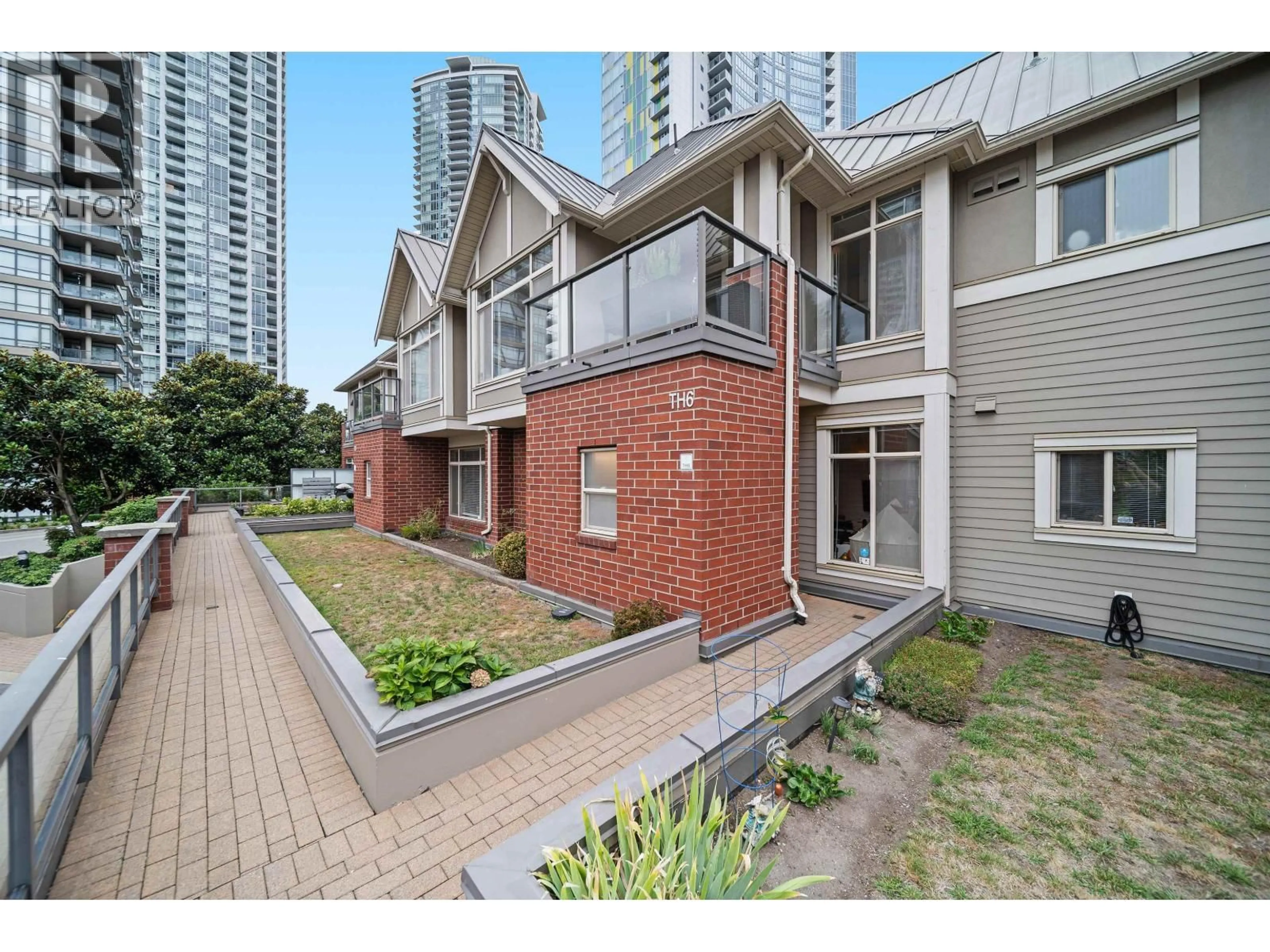 Unknown for 6 - 4132 HALIFAX STREET, Burnaby British Columbia V5C6V1