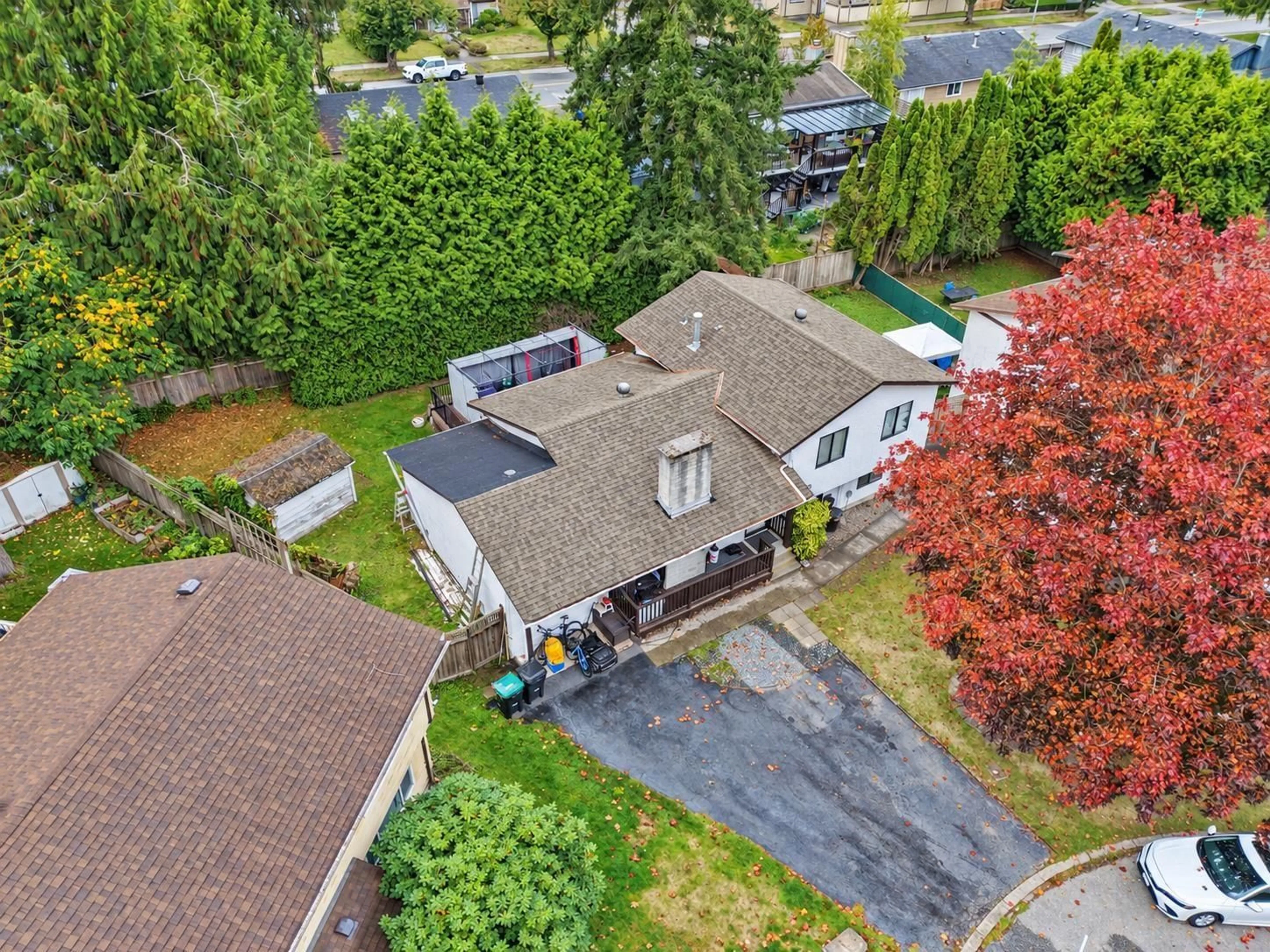 A pic from outside/outdoor area/front of a property/back of a property/a pic from drone, street for 4851 206 STREET, Langley British Columbia V3A2C1