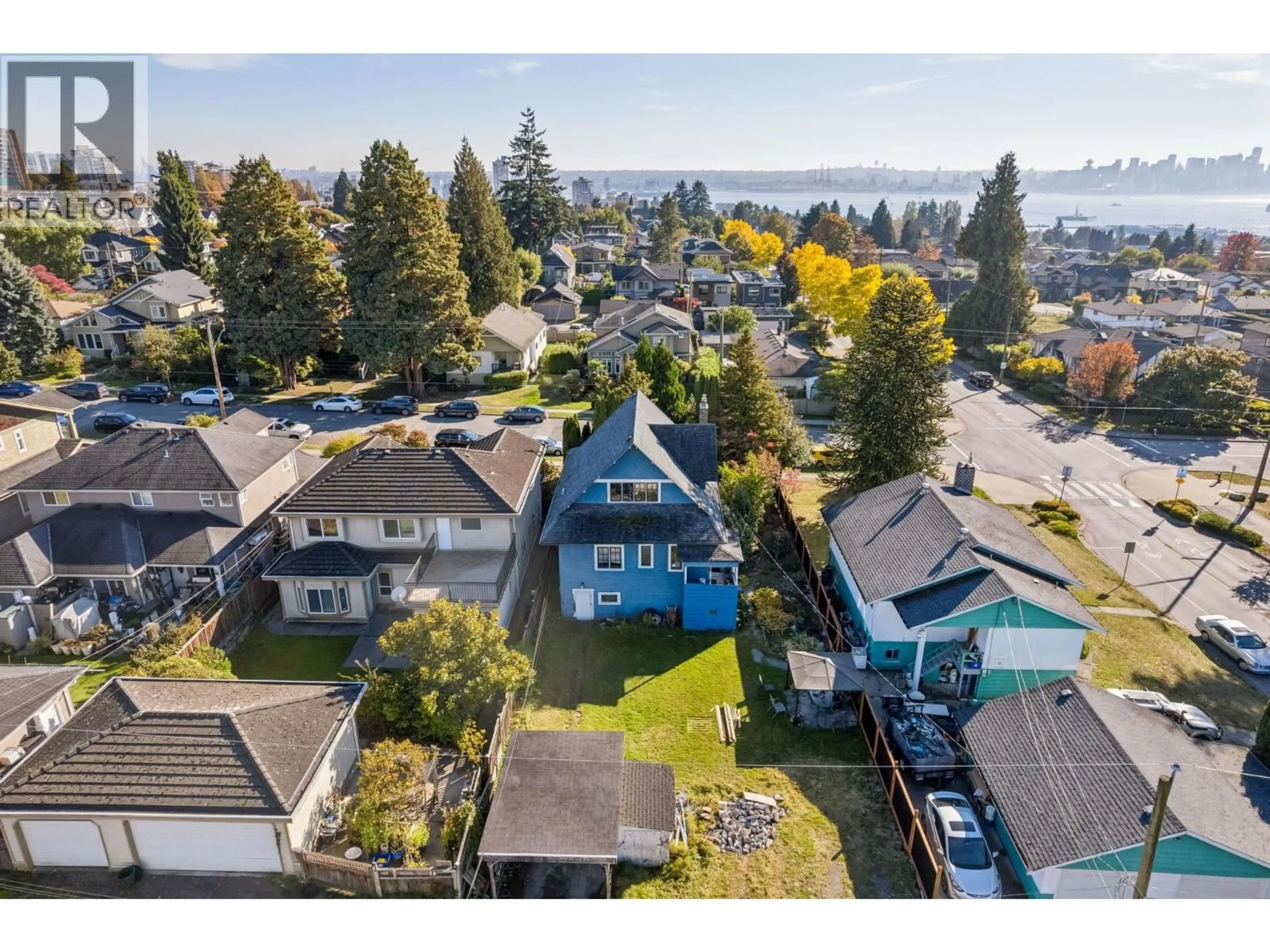 Unknown for 358 16TH STREET, North Vancouver British Columbia V7M1T8