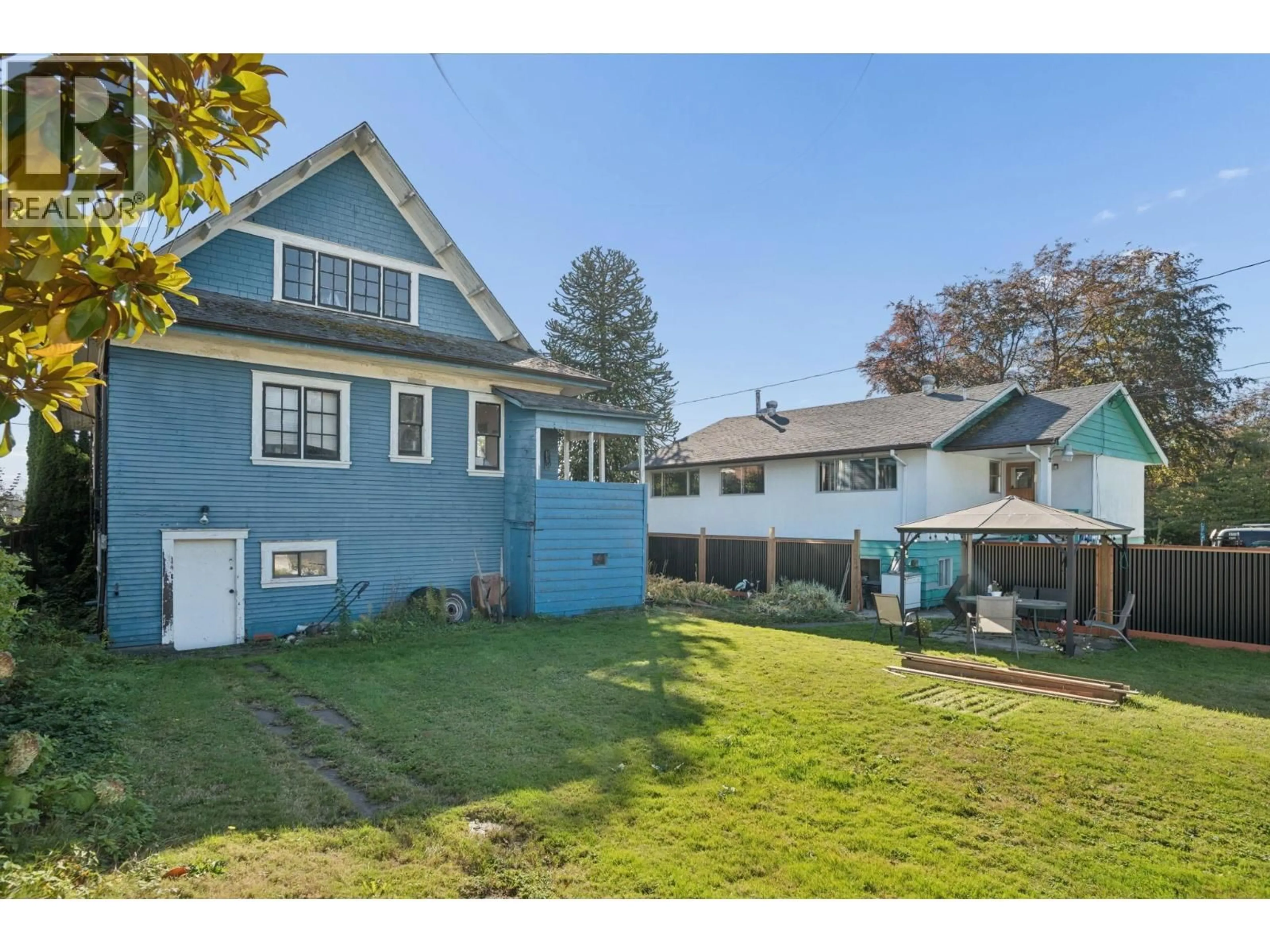 Unknown for 358 16TH STREET, North Vancouver British Columbia V7M1T8