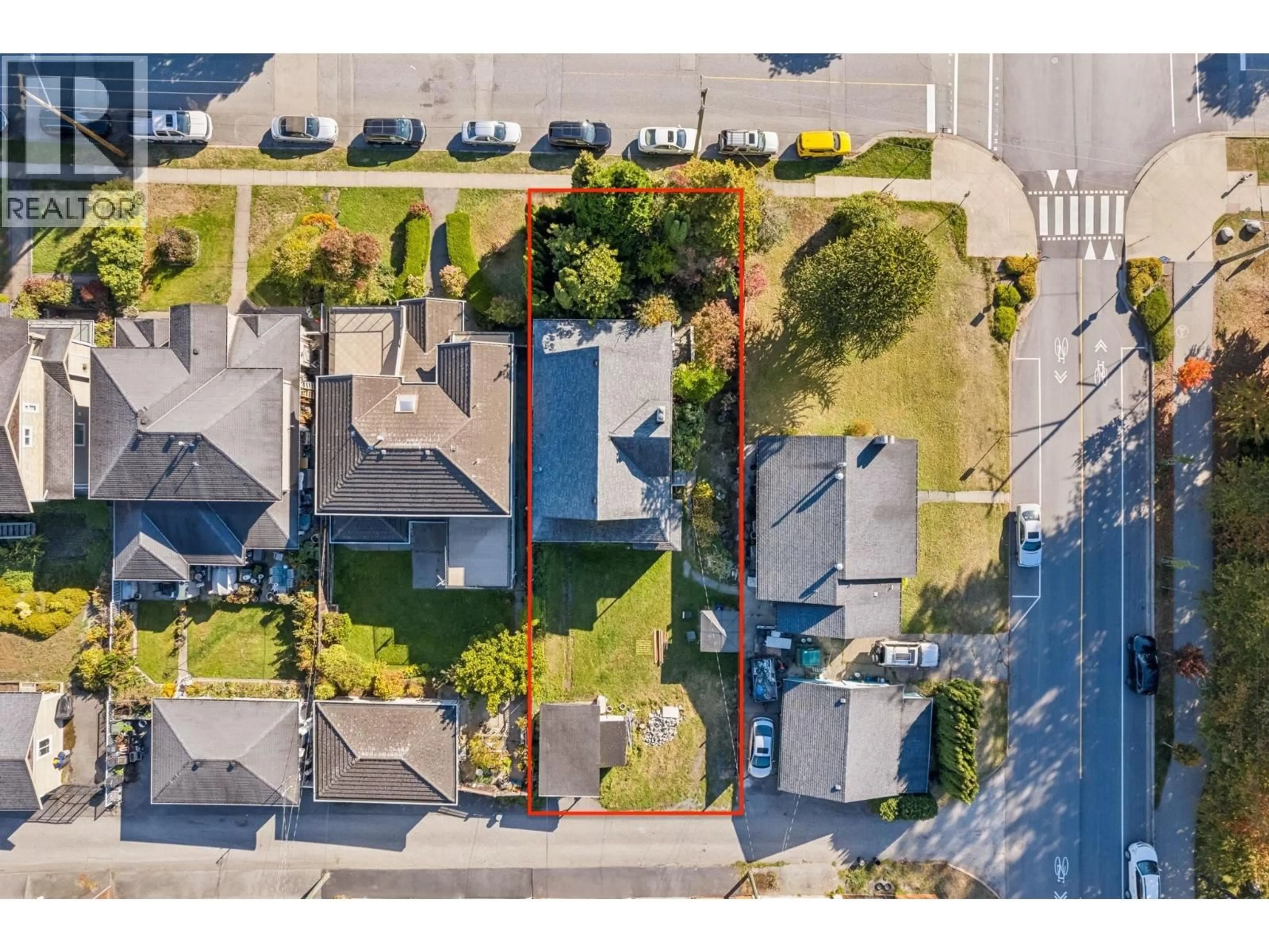 Unknown for 358 16TH STREET, North Vancouver British Columbia V7M1T8