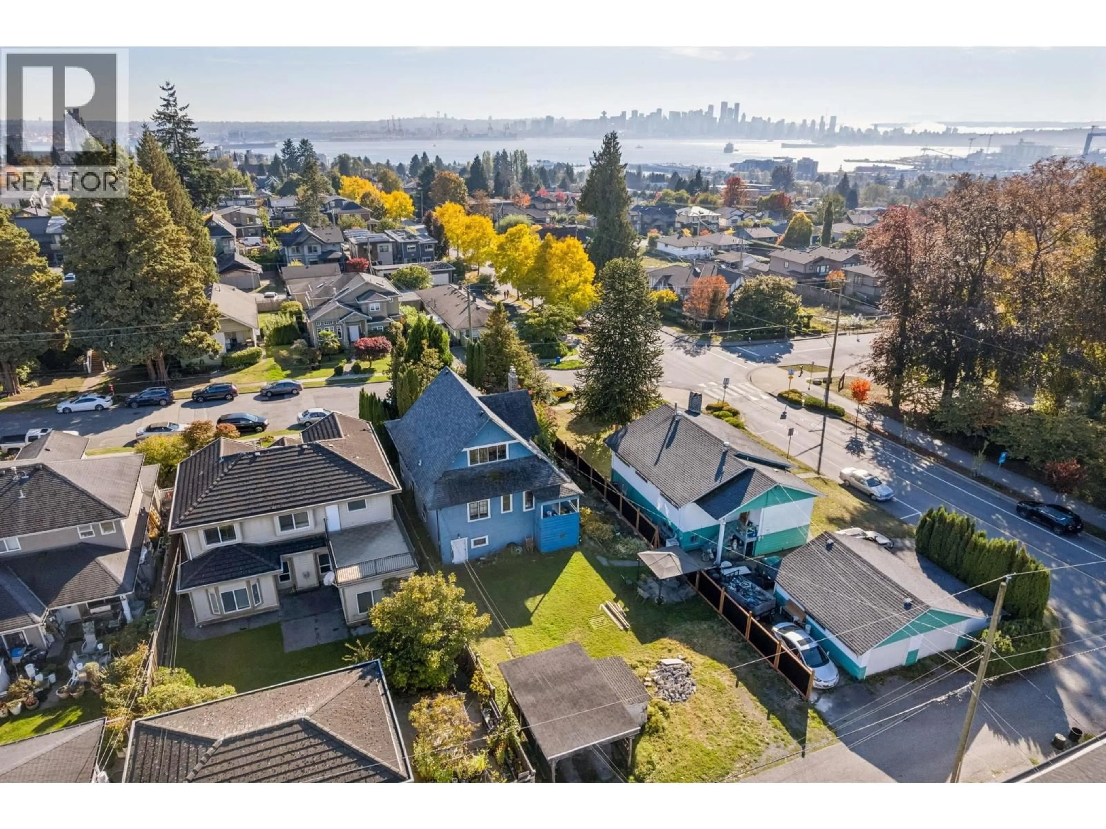 Unknown for 358 16TH STREET, North Vancouver British Columbia V7M1T8