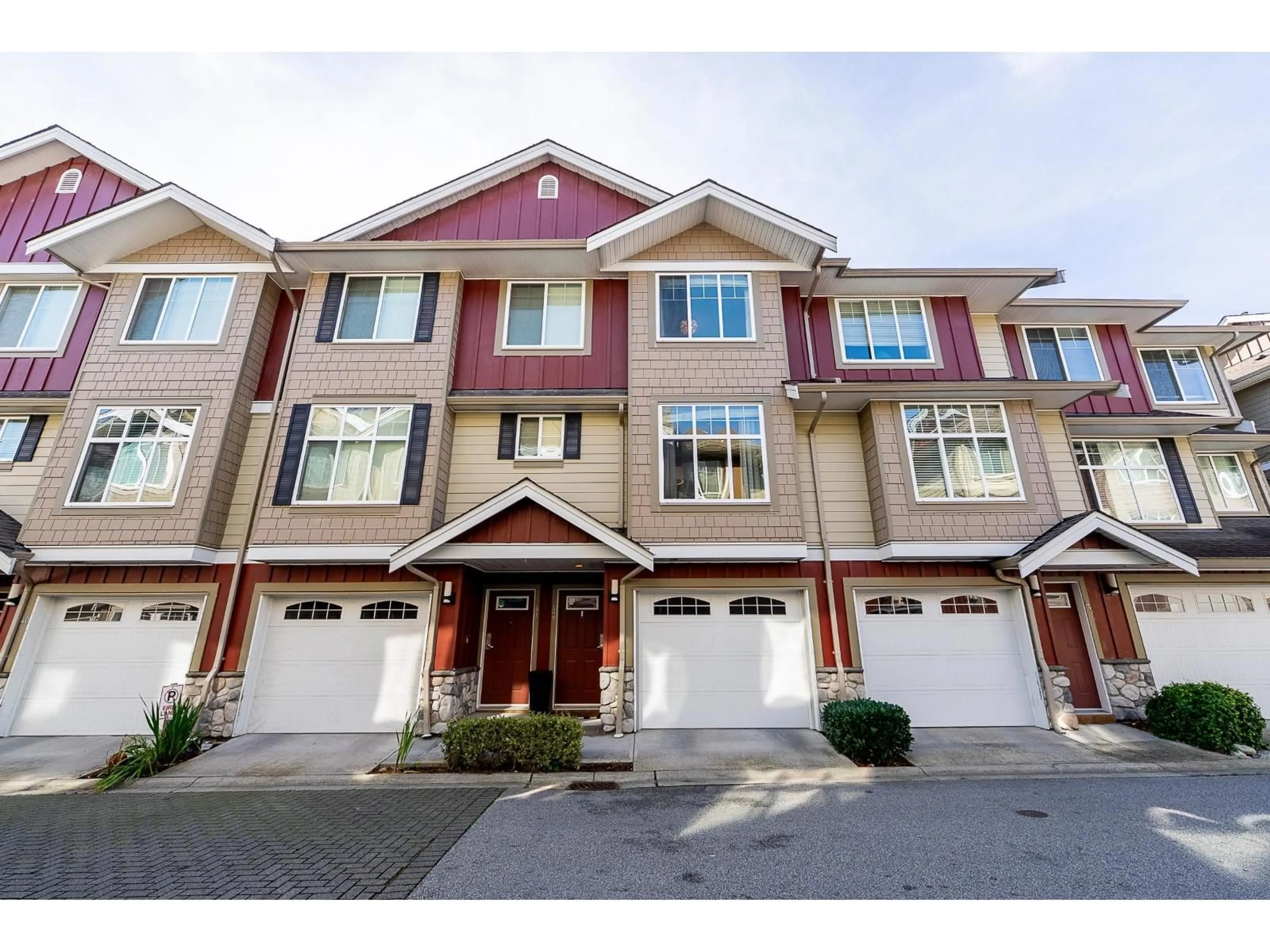 Unknown for 42 - 3009 156 STREET, Surrey British Columbia V3Z0N9