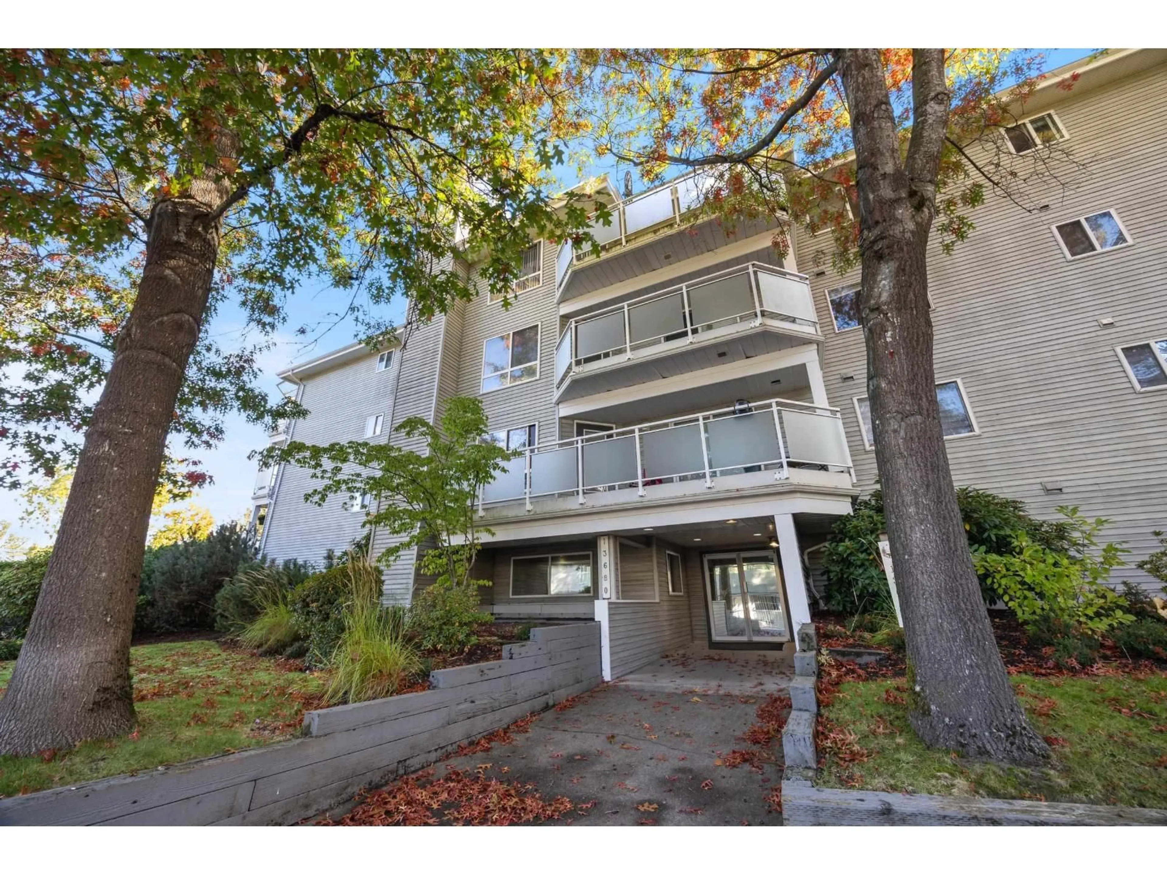 Unknown for 301 - 13680 84 AVENUE, Surrey British Columbia V3W0T6
