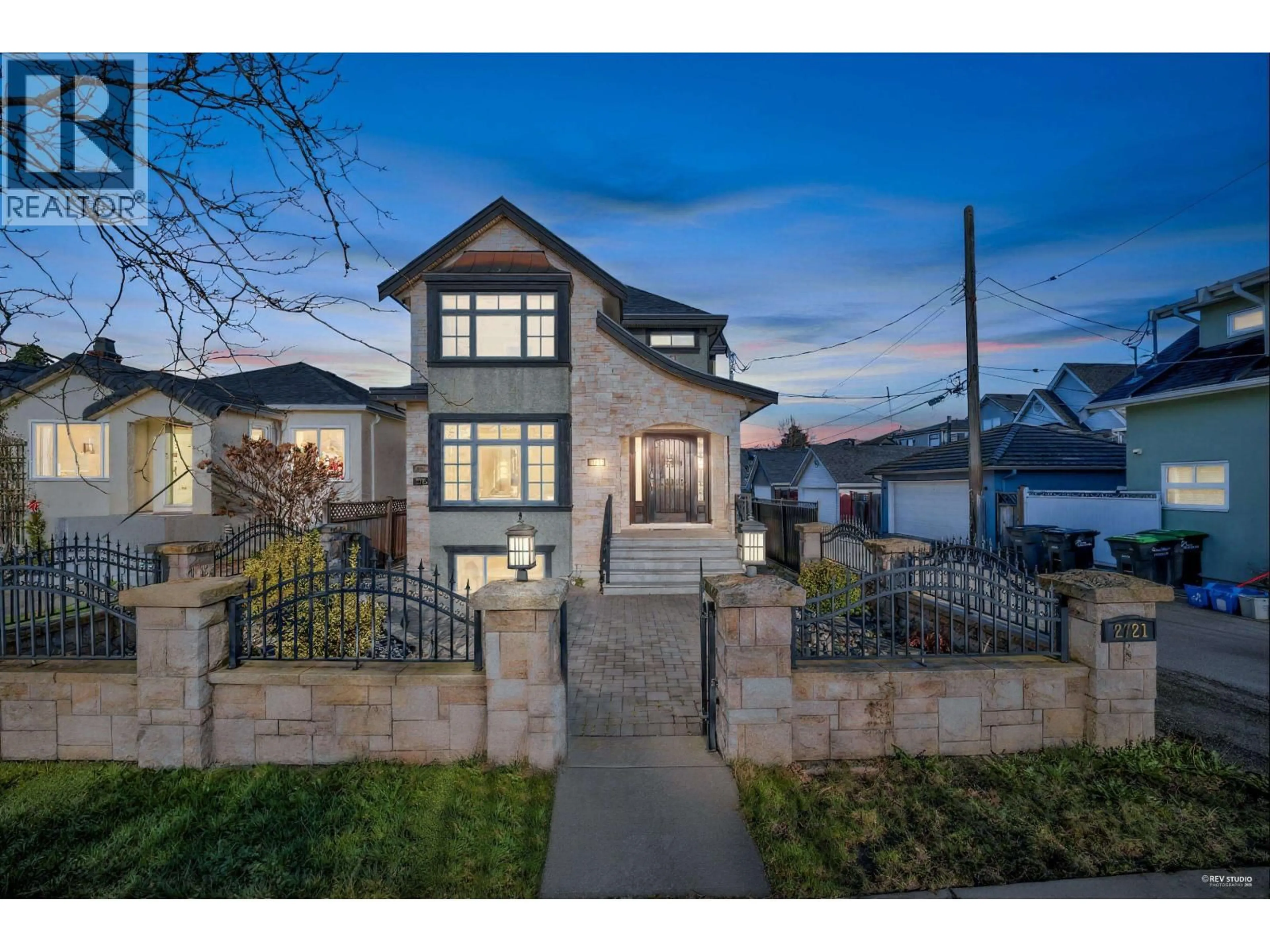 Unknown for 2721 W 21ST AVENUE, Vancouver British Columbia V6L1K4