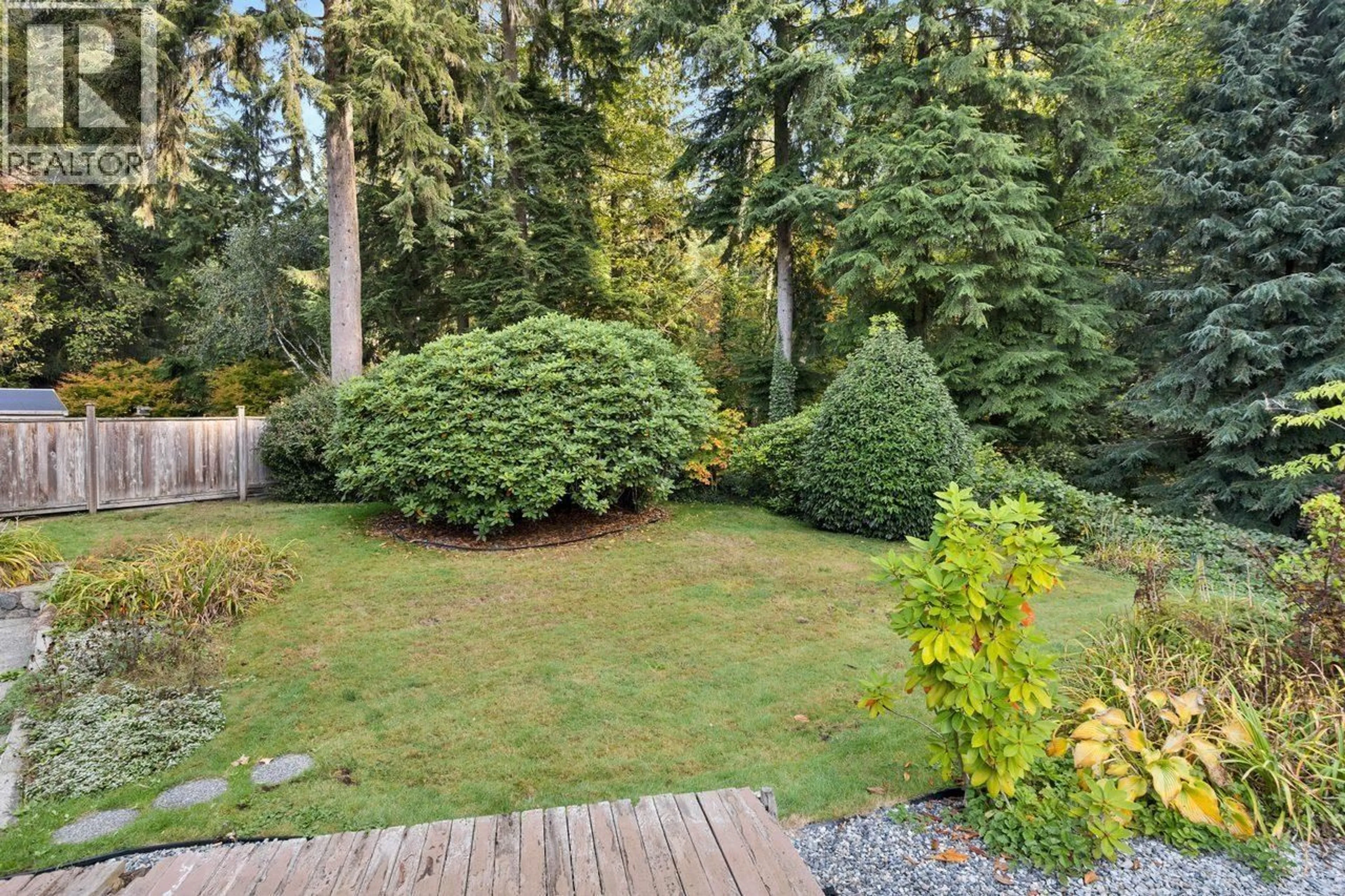 Unknown for 2851 TRILLIUM PLACE, North Vancouver British Columbia V7H1J3