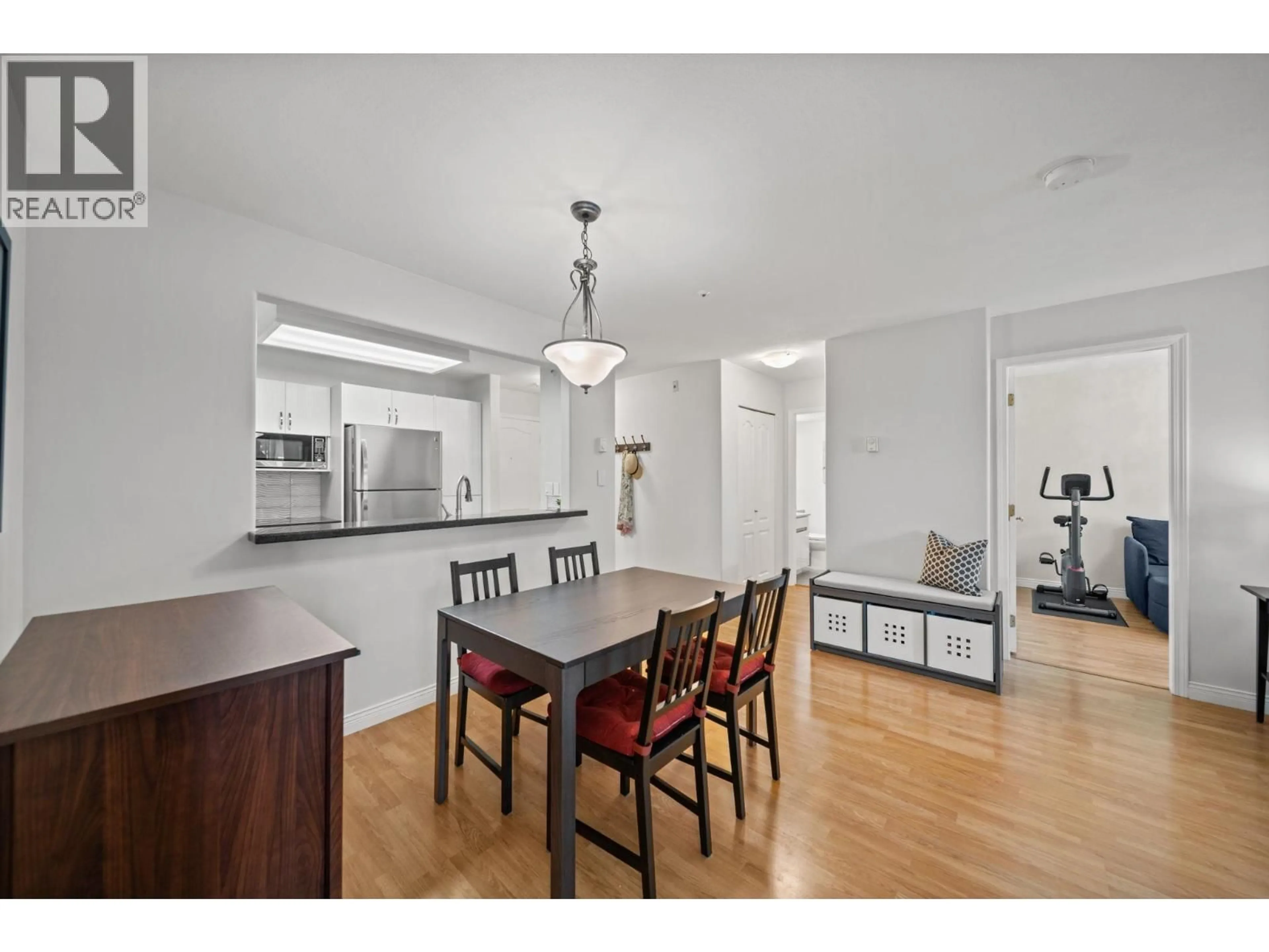 Unknown for 302 - 6745 STATION HILL COURT, Burnaby British Columbia V3N4Z4