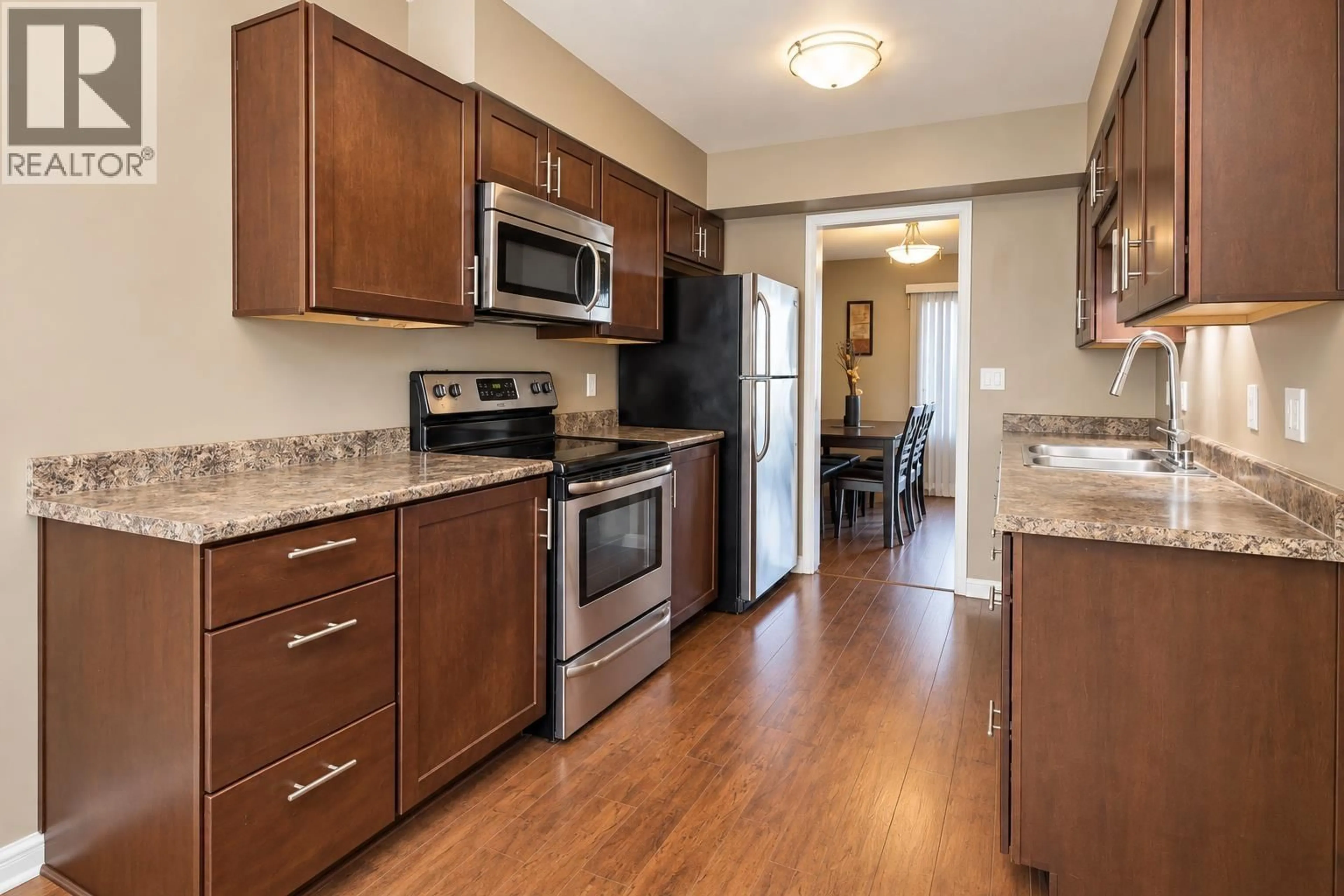 Unknown for 2 - 2957 OXFORD STREET, Port Coquitlam British Columbia V3B5K9