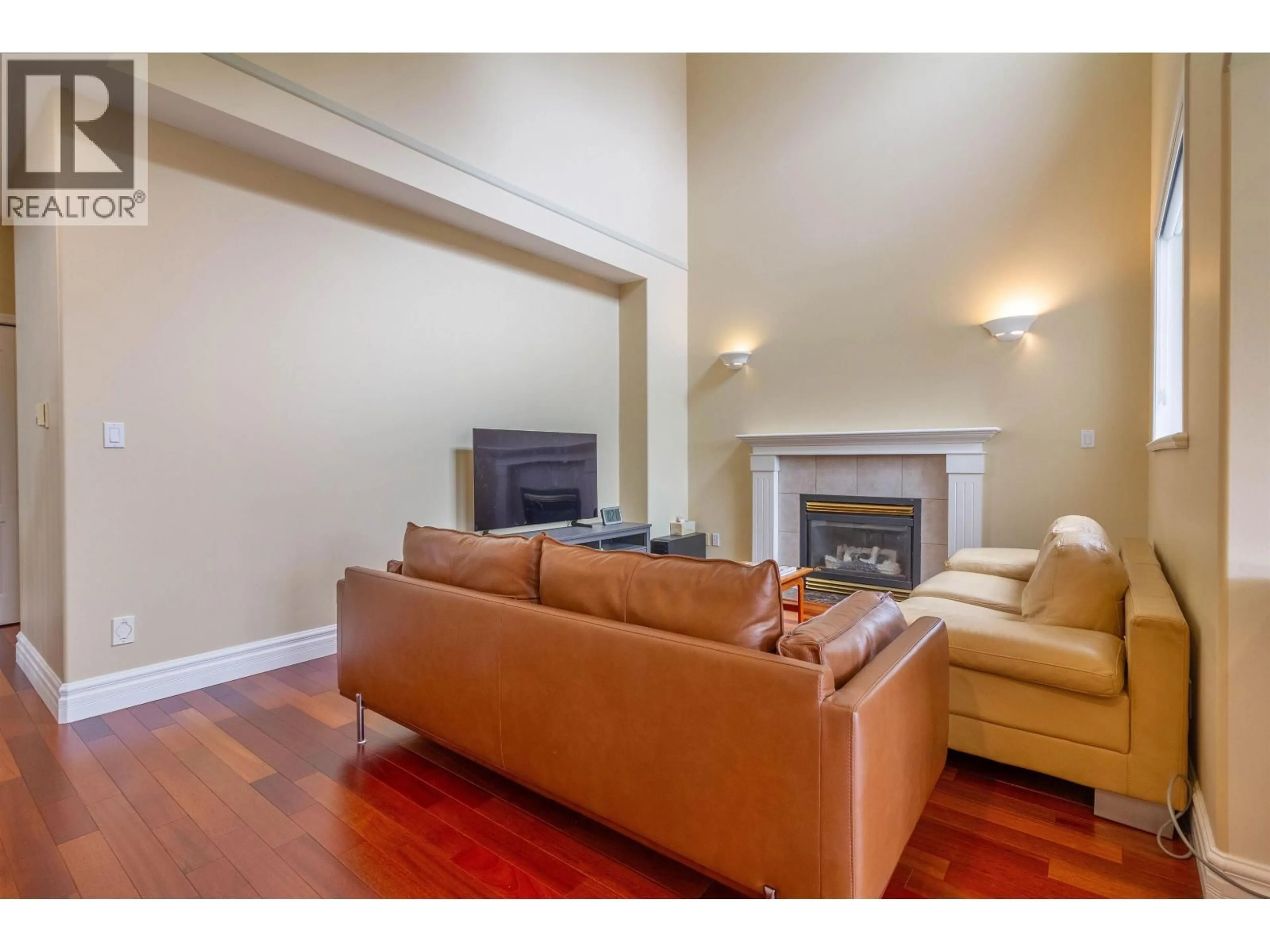 Unknown for 2115 BERKSHIRE CRESCENT, Coquitlam British Columbia V3E3N4