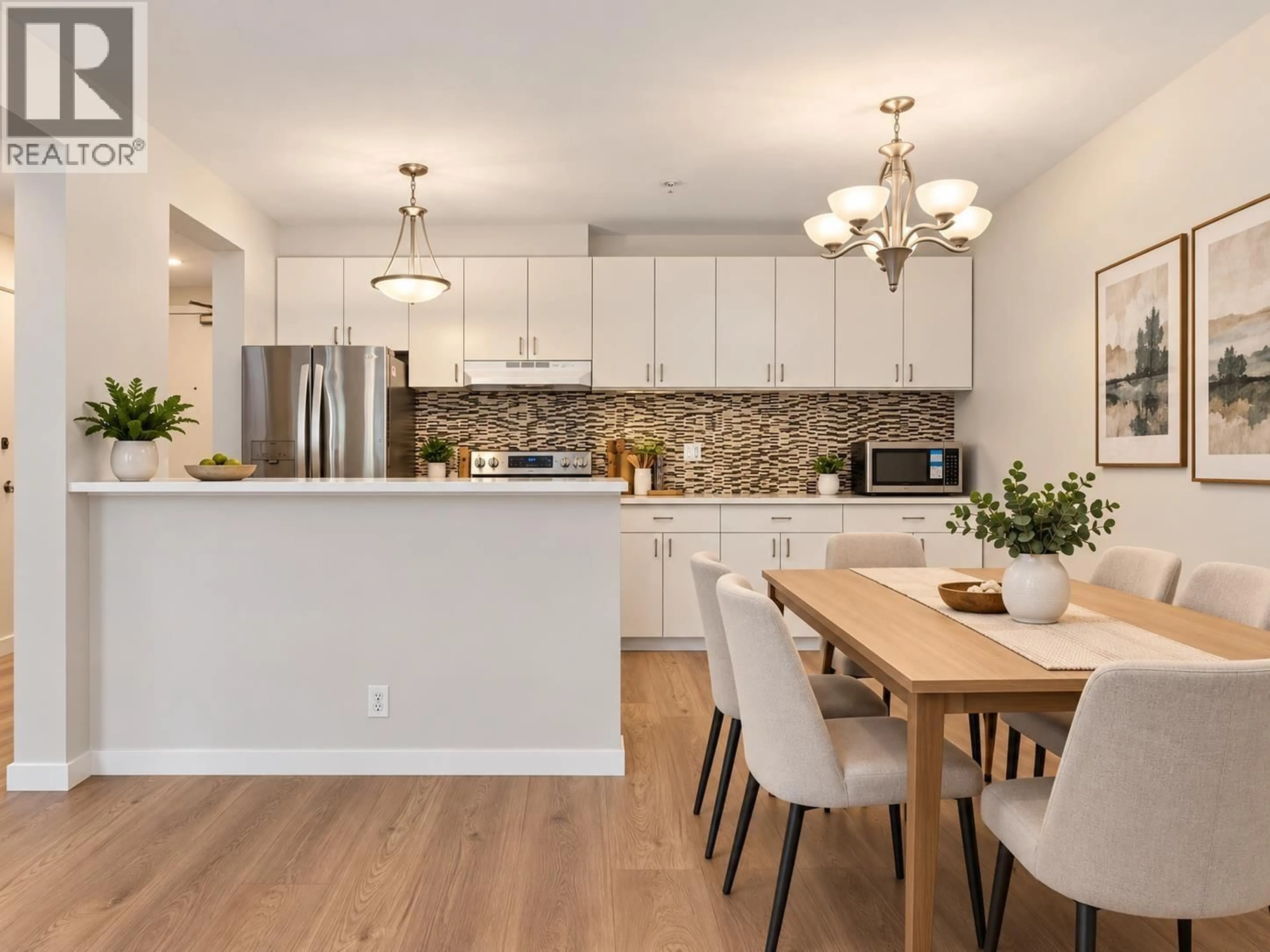Unknown for 109 - 1033 ST. GEORGES AVENUE, North Vancouver British Columbia V7L3H5