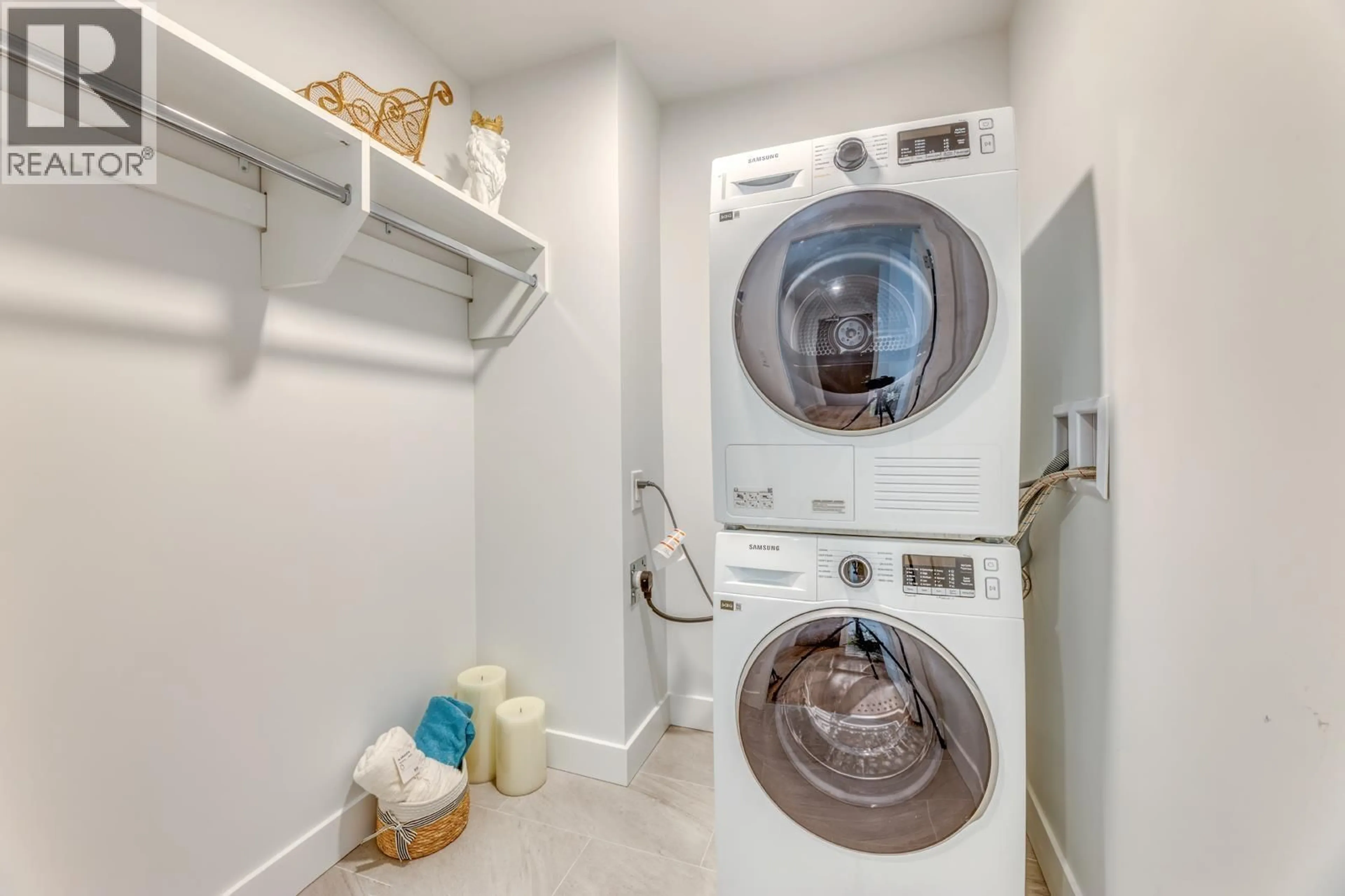 Unknown for 1503 - 5593 NO. 3 ROAD, Richmond British Columbia V6X0X6