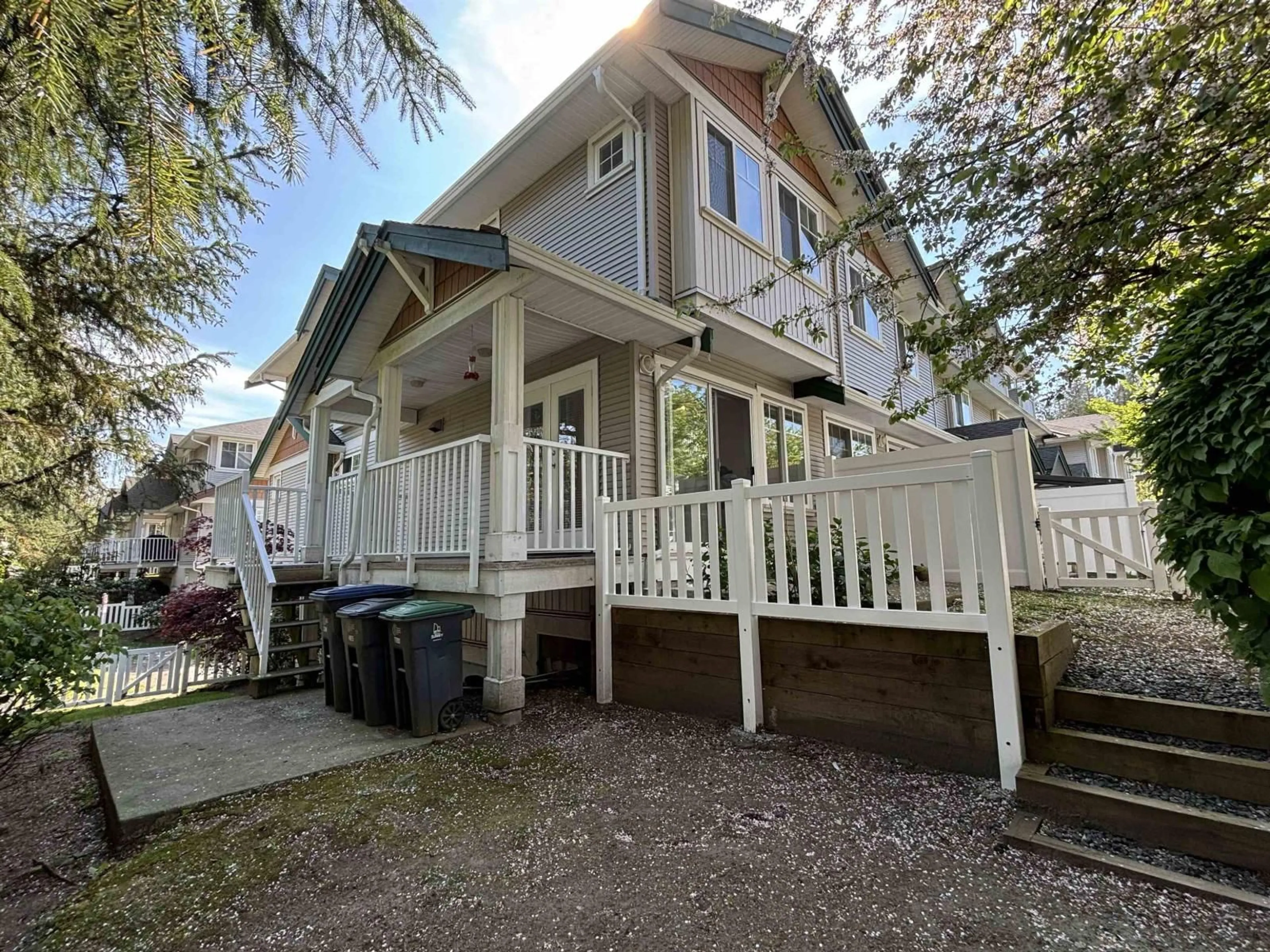 Unknown for 79 - 12711 64 AVENUE, Surrey British Columbia V3W1X1