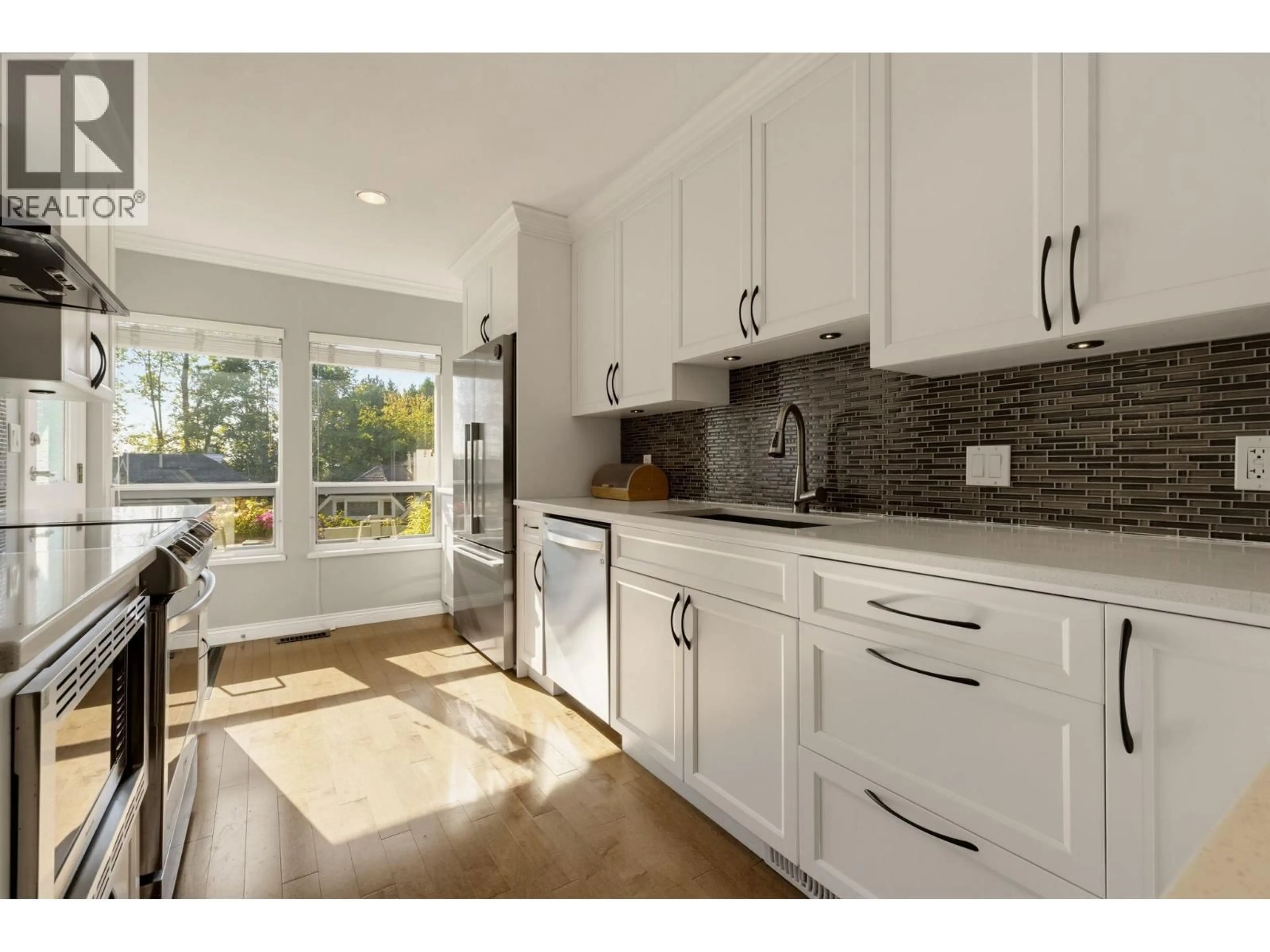 Unknown for 2204 PORTSIDE COURT, Vancouver British Columbia V5P4V1