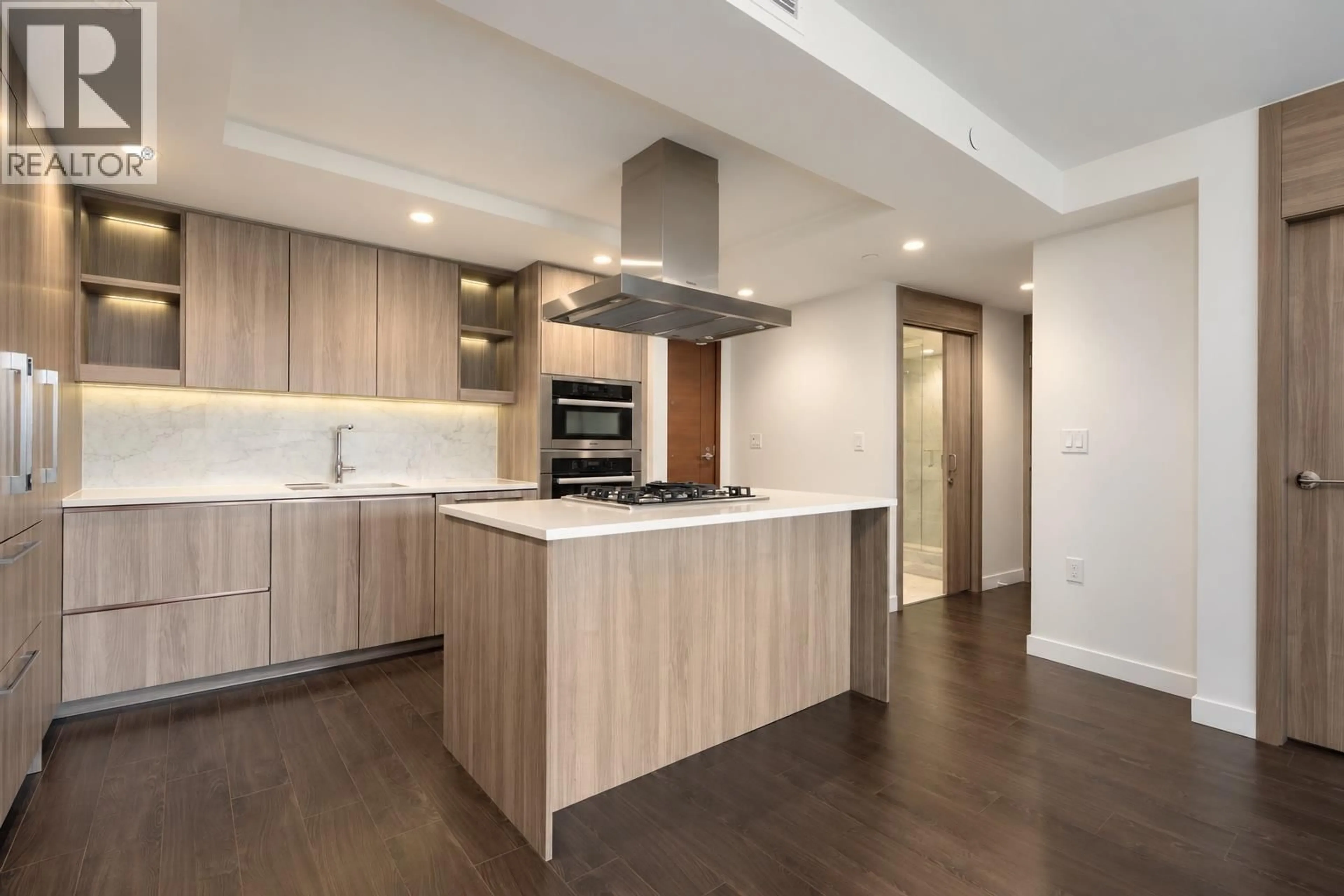 Unknown for 612 - 1768 COOK STREET, Vancouver British Columbia V5Y0N3