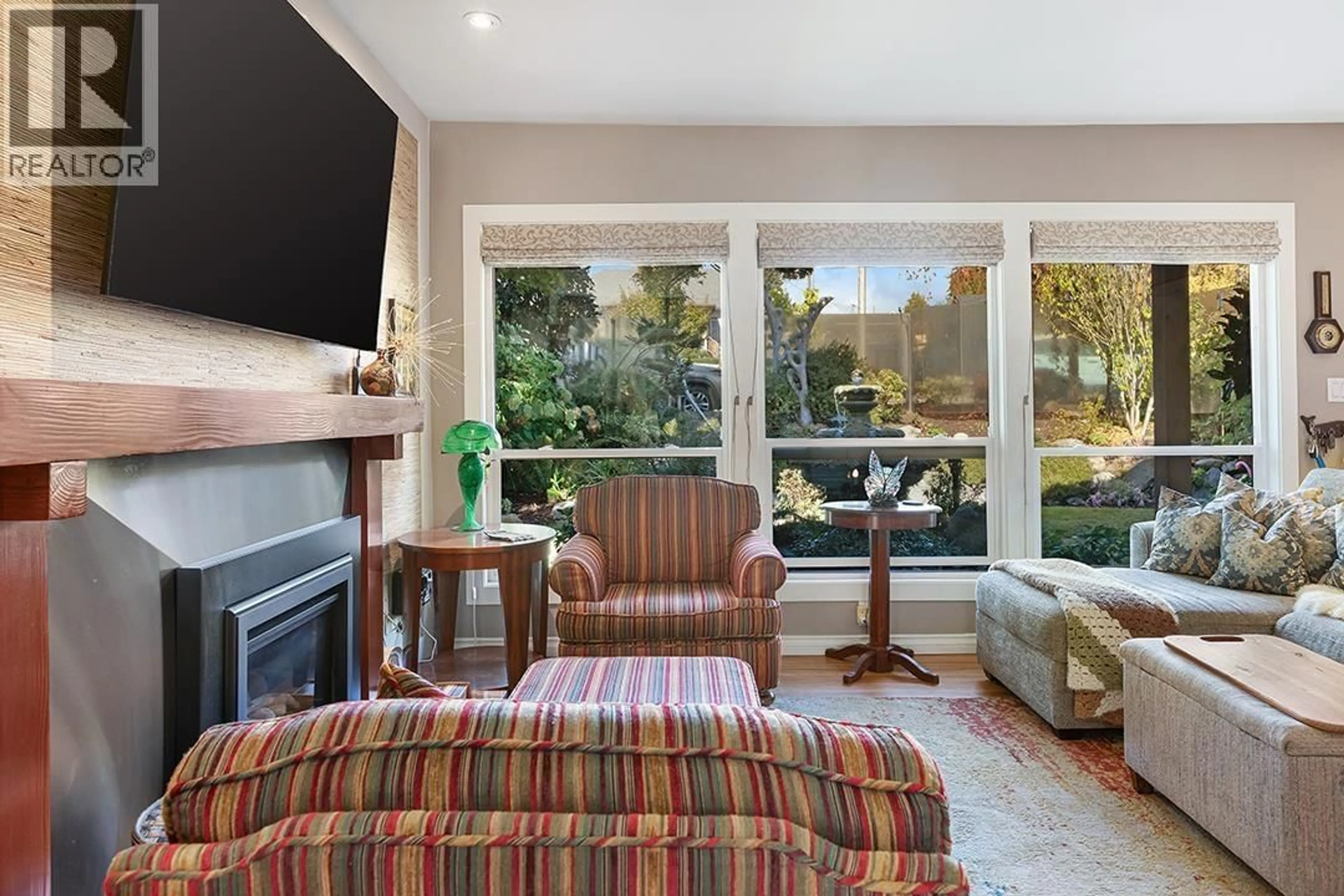 Unknown for 535 KEITH ROAD, North Vancouver British Columbia V7L1W3