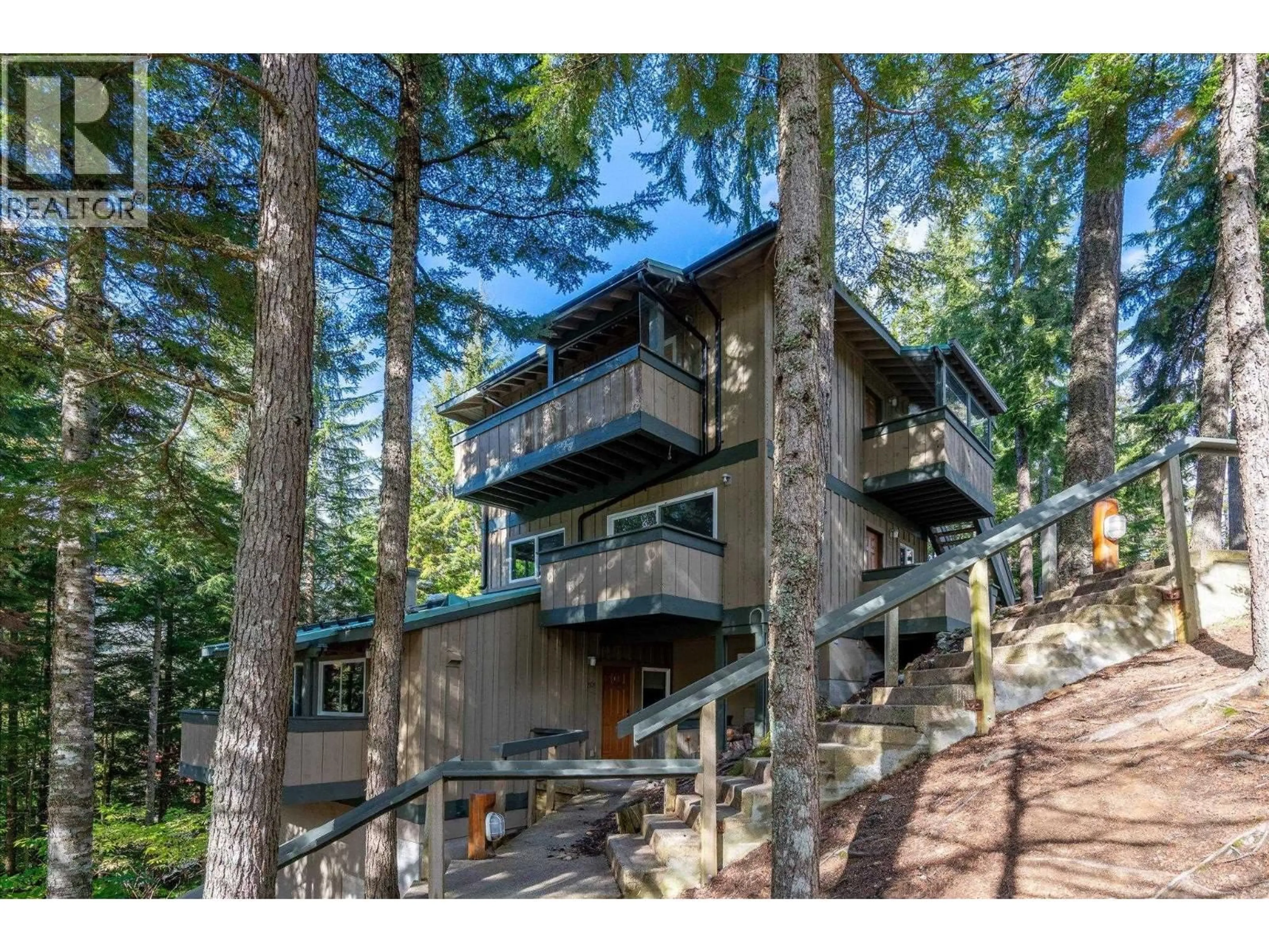 Unknown for 202 - 2101 CASTLE DRIVE, Whistler British Columbia V8E0A6
