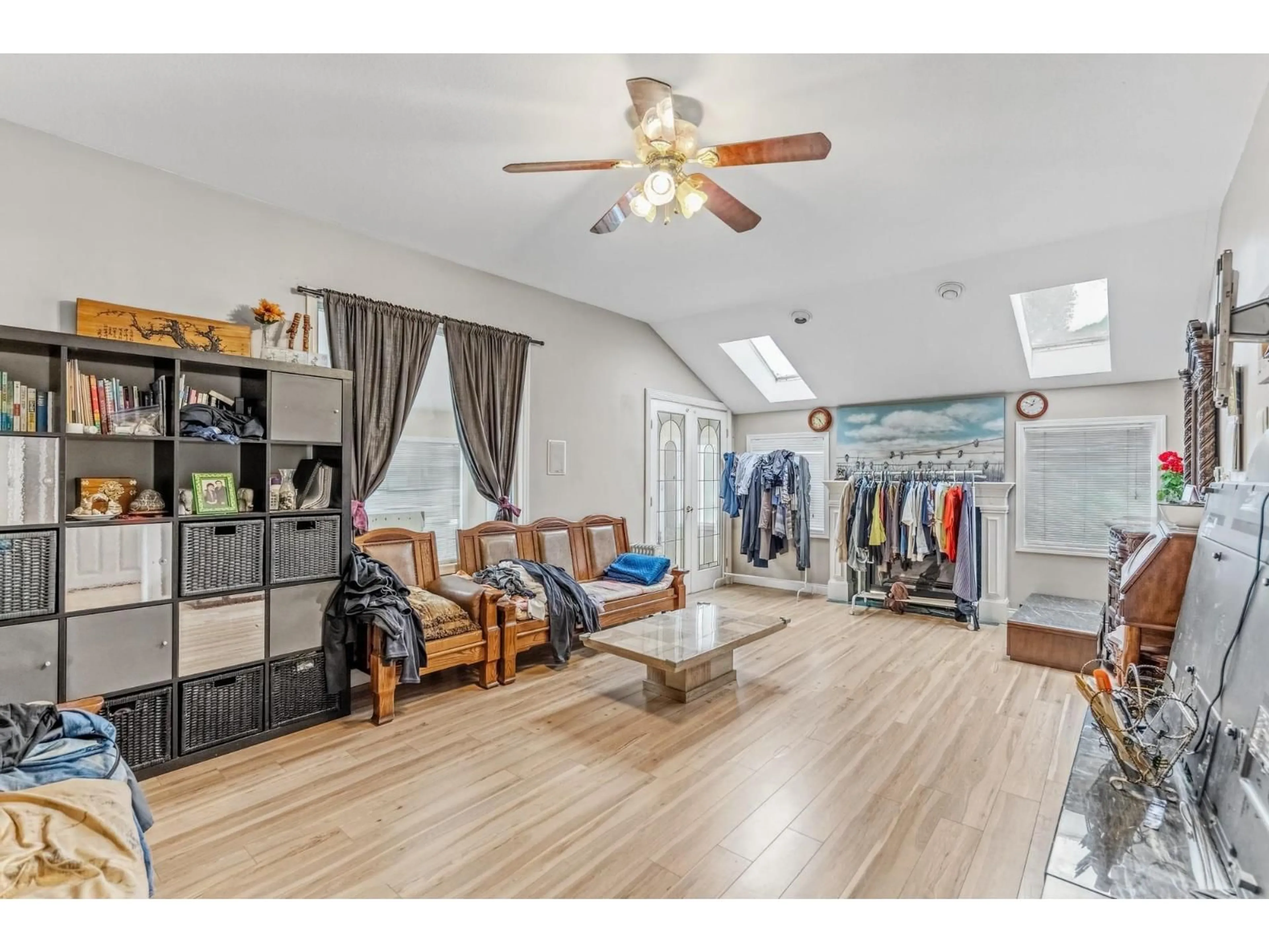 A pic of a room for 37191 LOUGHEED HIGHWAY, Mission British Columbia V0H1H0