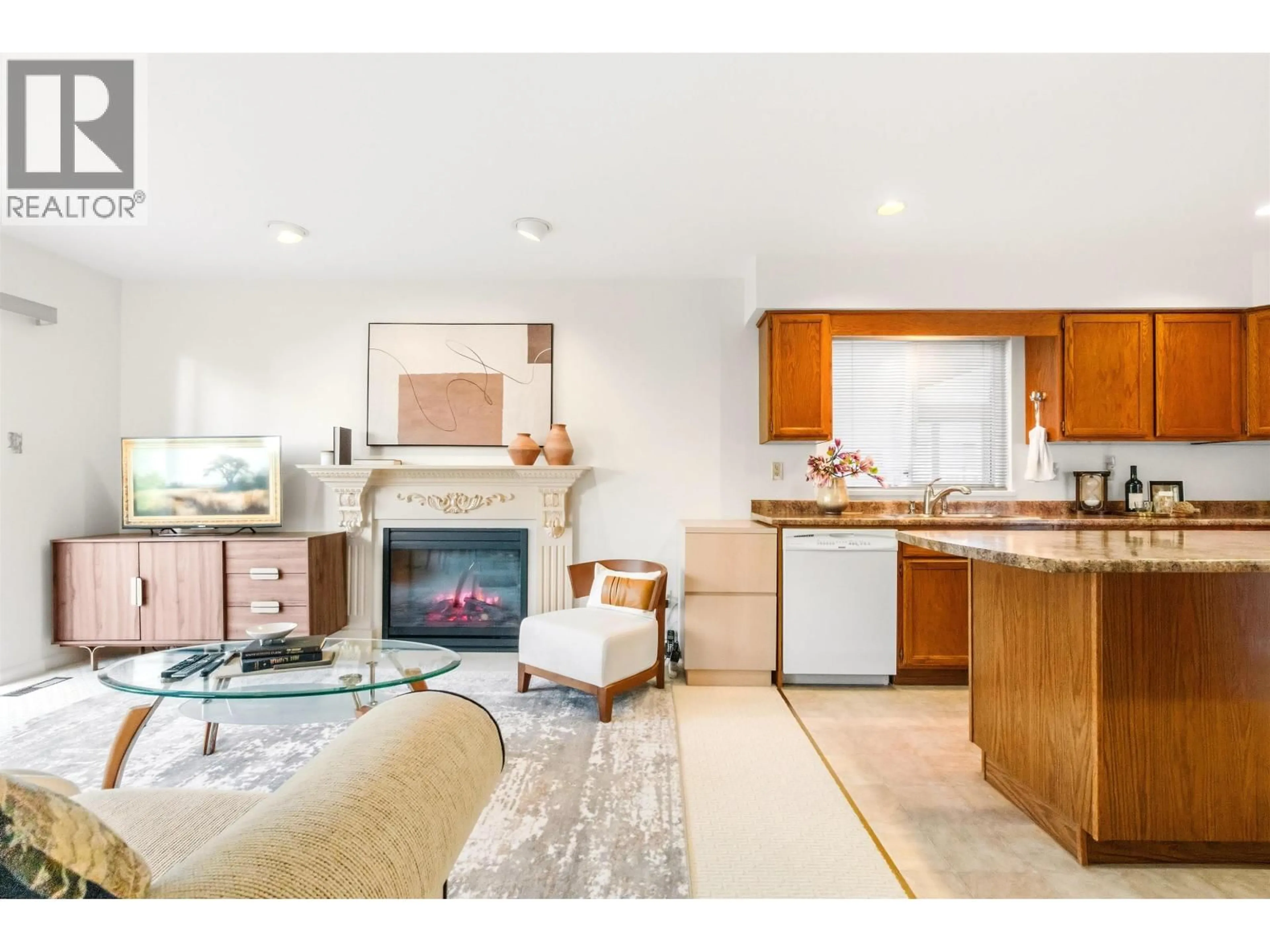 Unknown for 865 RUCKLE COURT, North Vancouver British Columbia V7H2S6