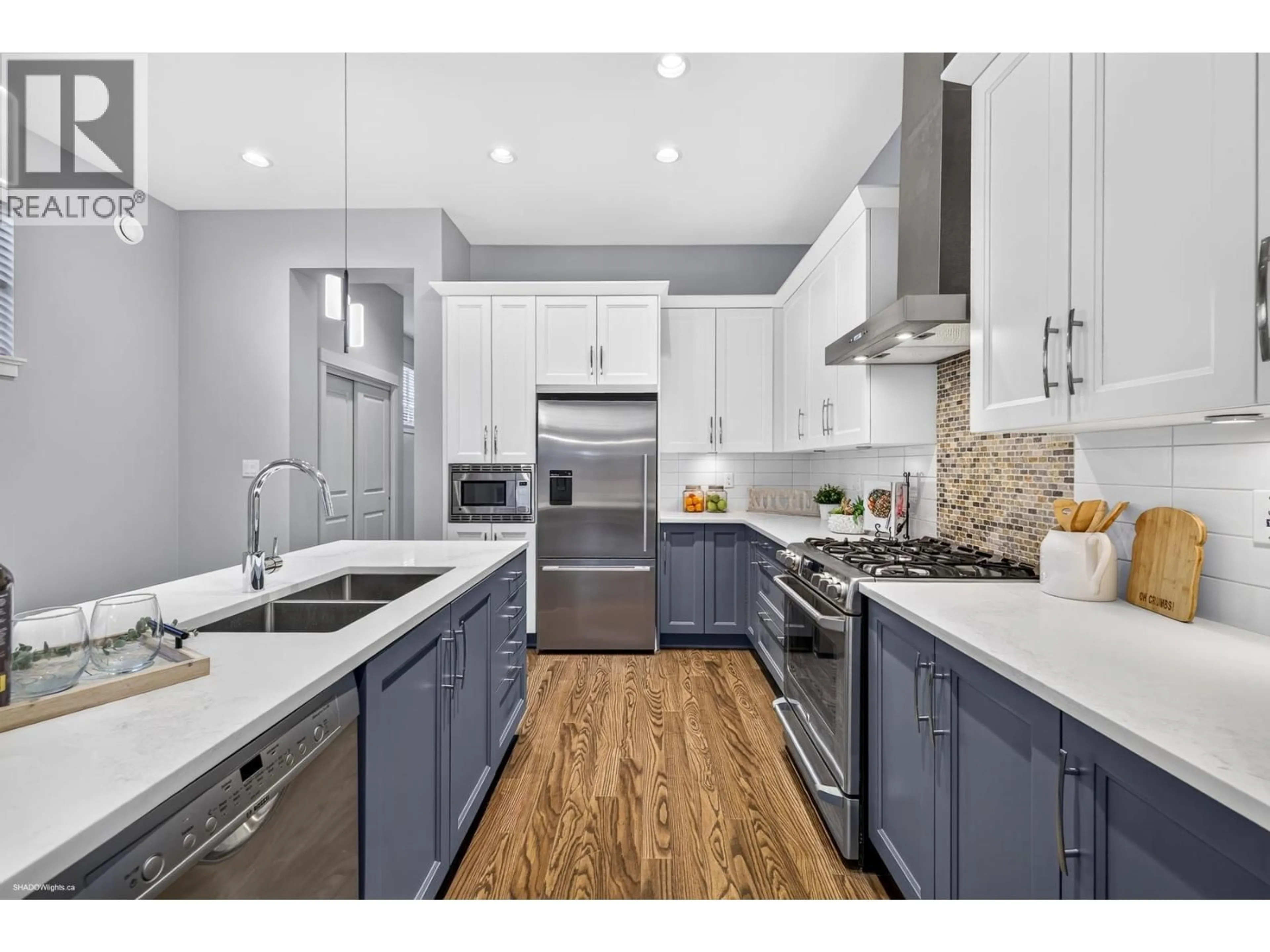Open concept kitchen, unknown for 1630 FIR SPRINGS LANE, Tsawwassen British Columbia V4M0A7