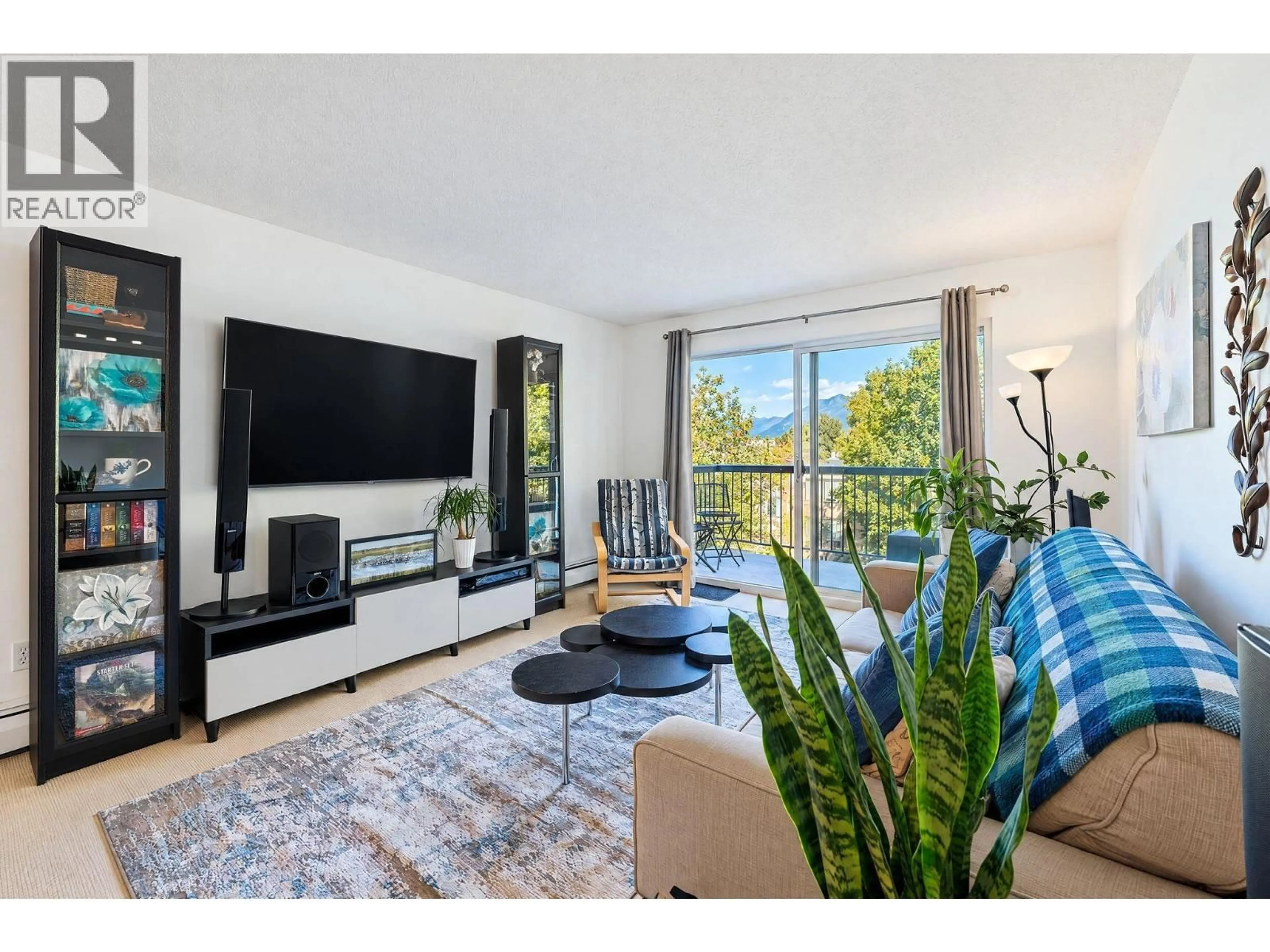 Unknown for 312 - 2320 TRINITY STREET, Vancouver British Columbia V5L4W7