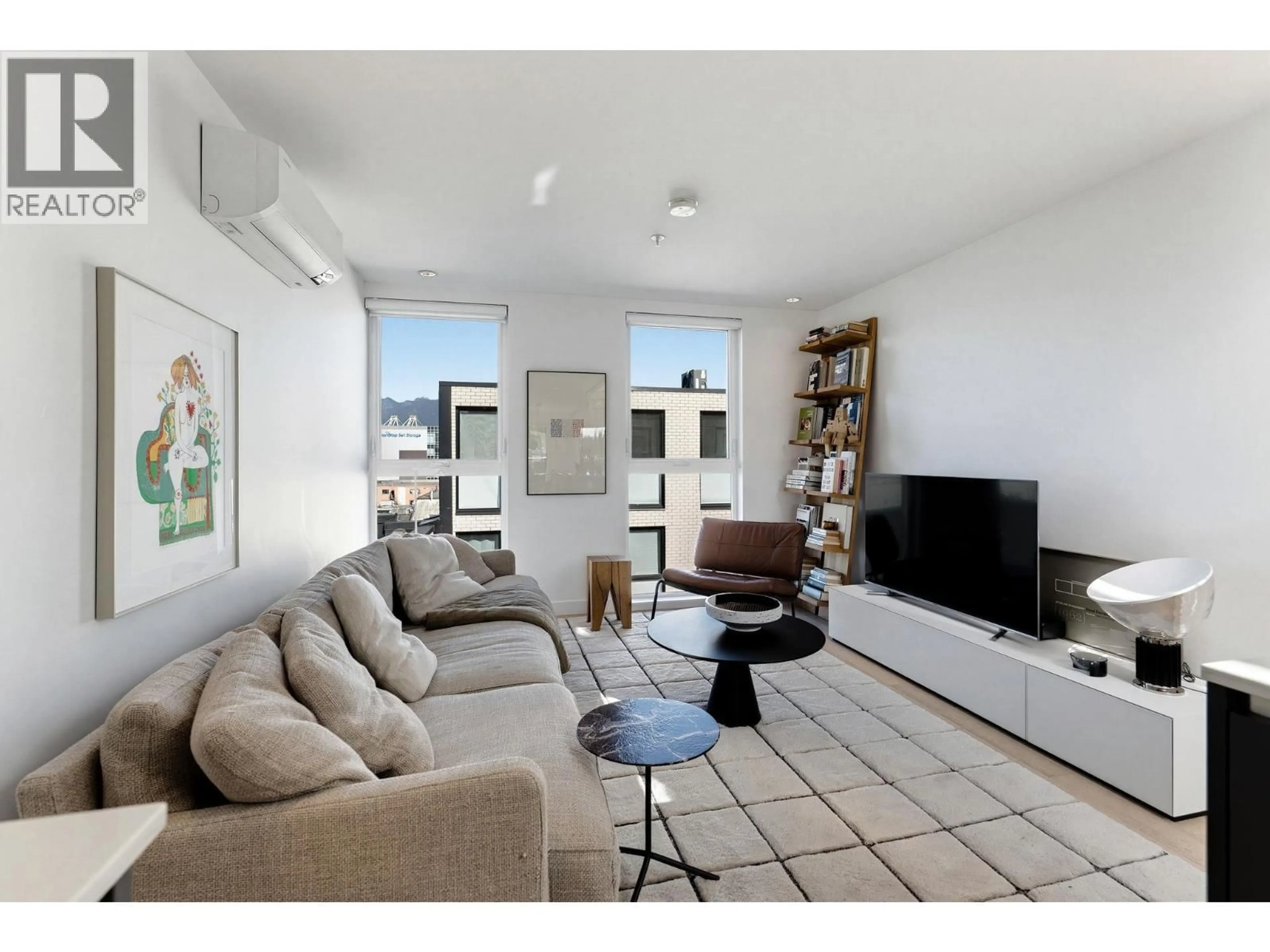 Living room with furniture, unknown for 309 - 1647 PENDER STREET, Vancouver British Columbia V5L1W2