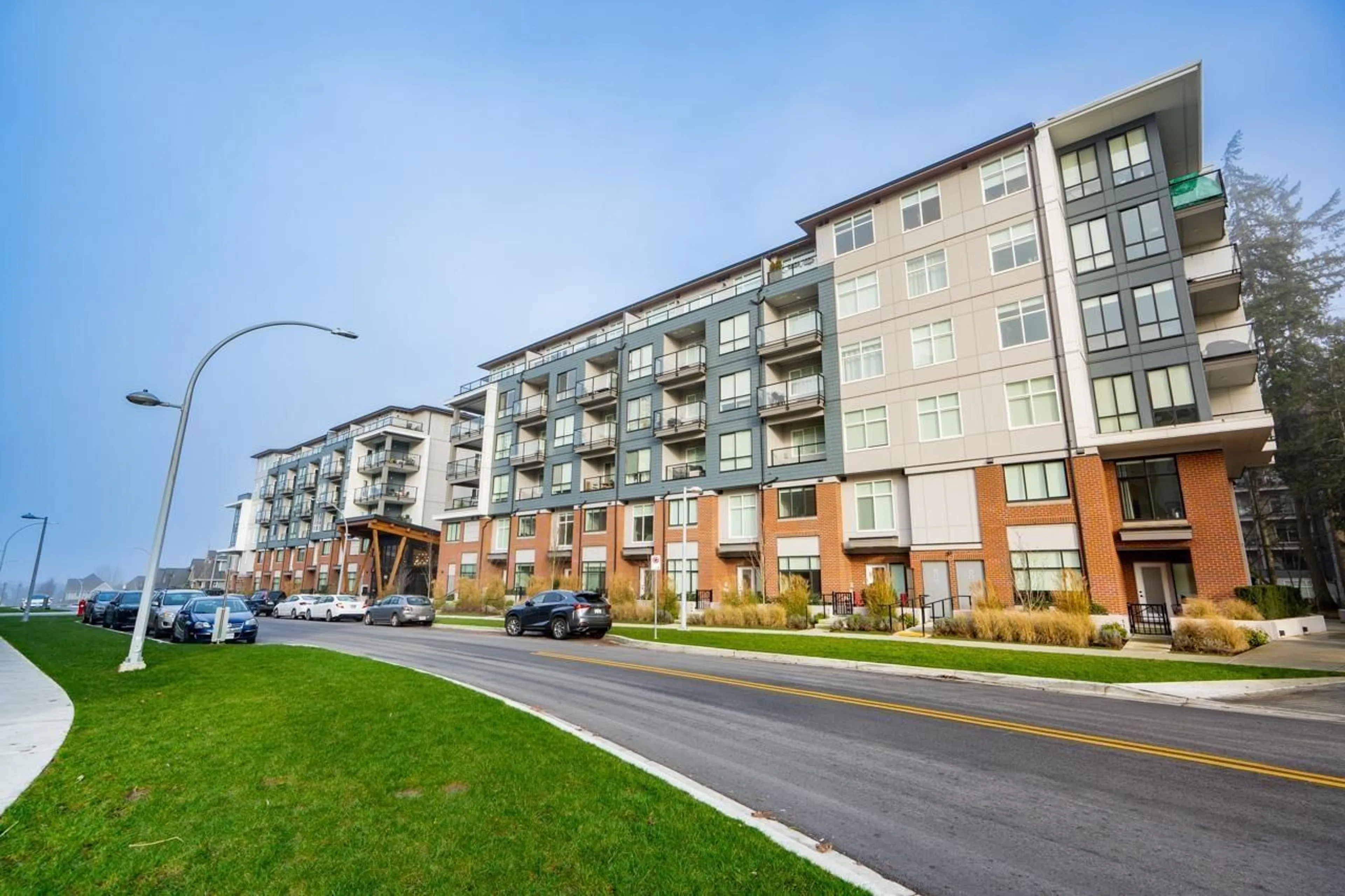 Unknown for 208 - 3528 146A STREET, Surrey British Columbia V4P0H4