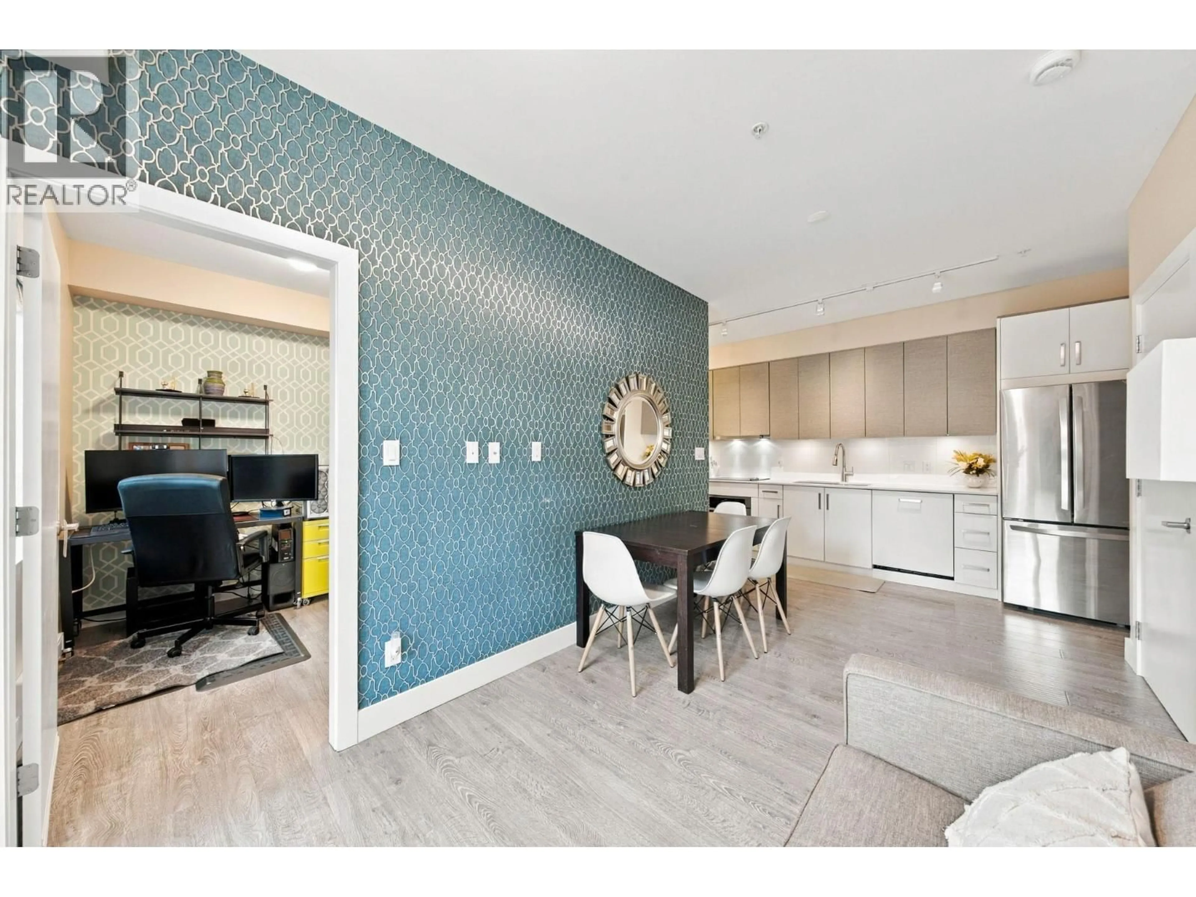 Open concept kitchen, unknown for 103 - 809 FOURTH AVENUE, New Westminster British Columbia V3M0K1