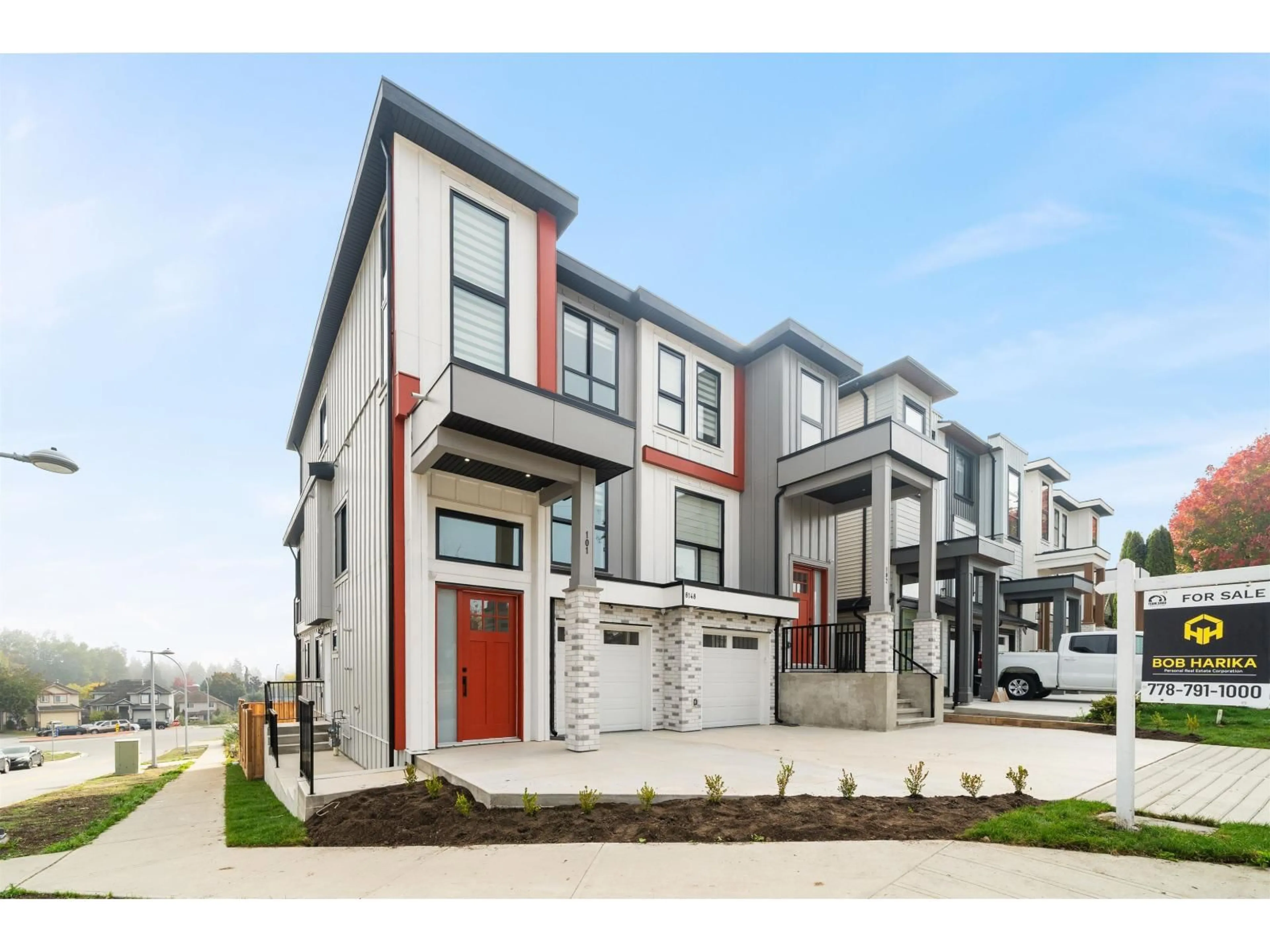 Unknown for 101 - 8148 168 STREET, Surrey British Columbia V4N4Y8