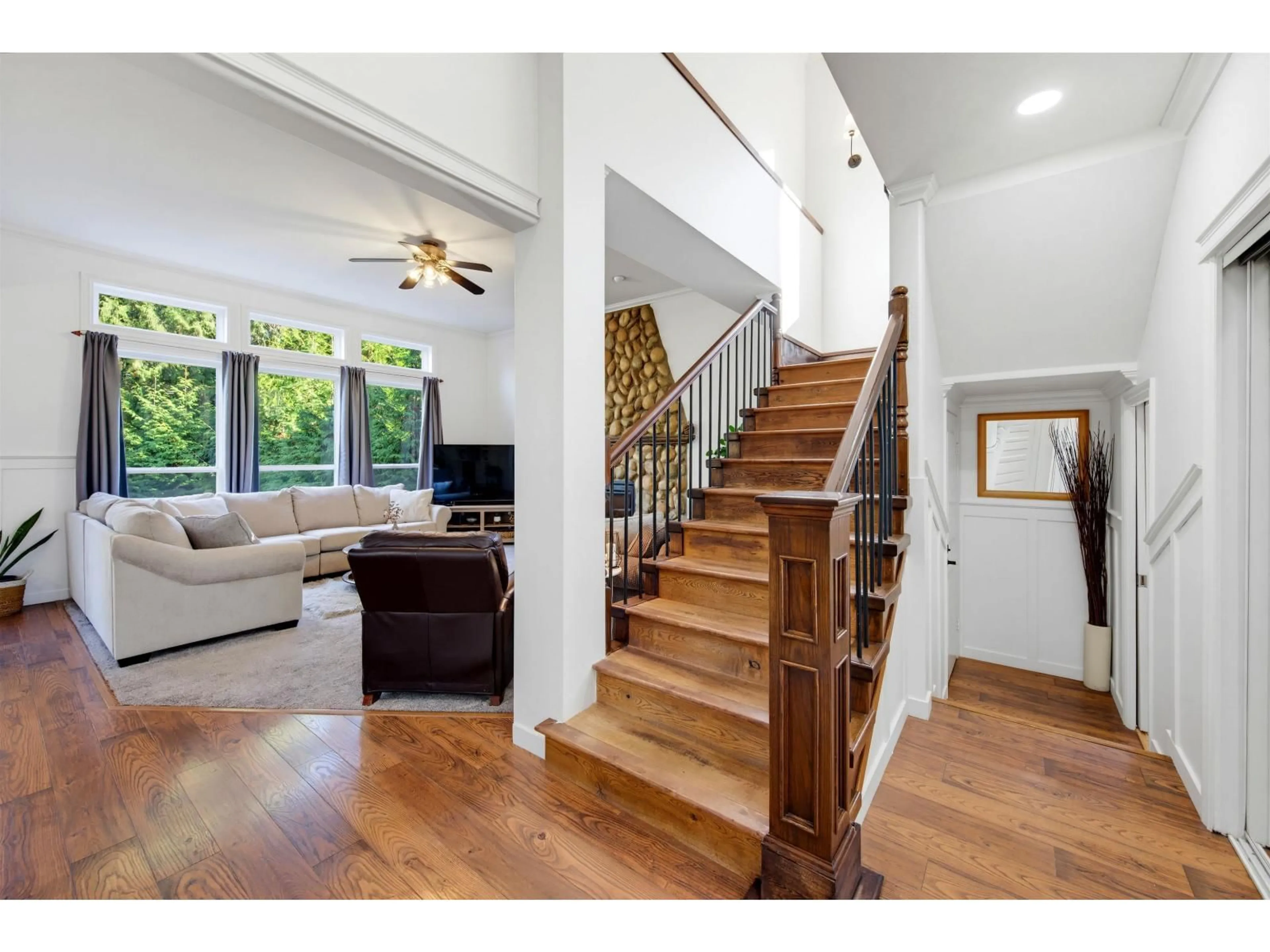 Unknown for 8256 170 STREET, Surrey British Columbia V4N4V2