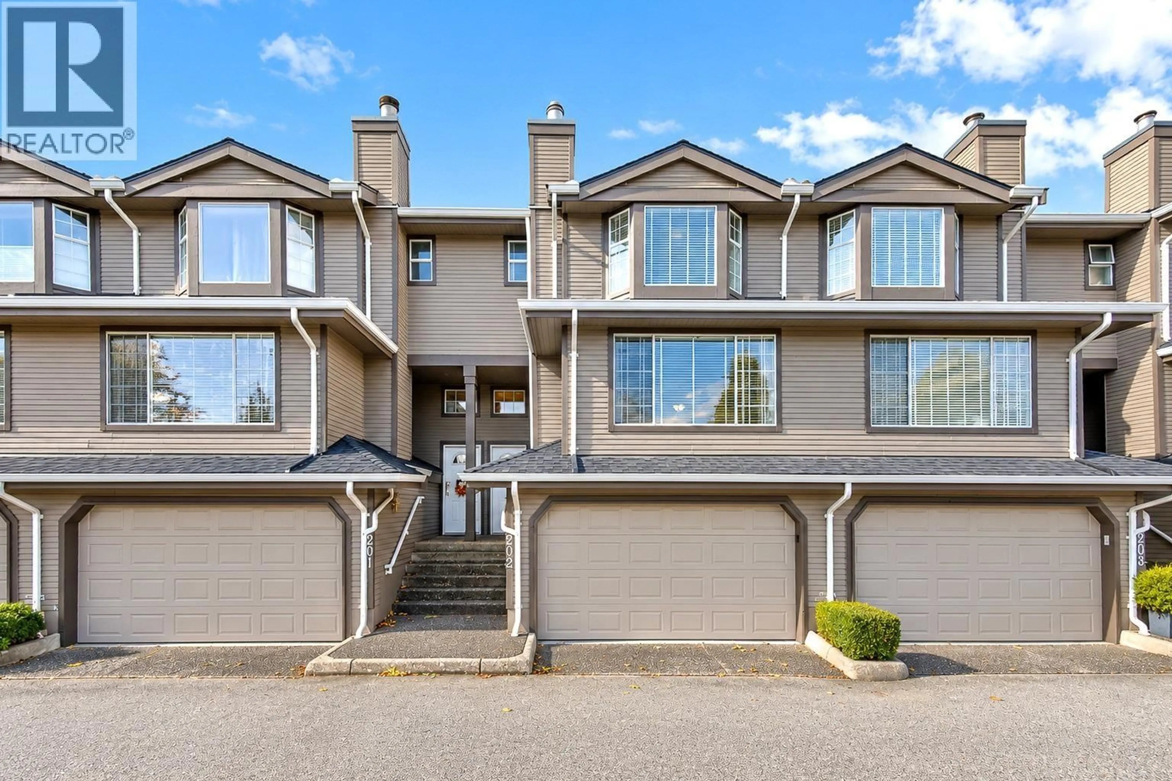Unknown for 202 - 1140 CASTLE CRESCENT, Port Coquitlam British Columbia V3C5R6