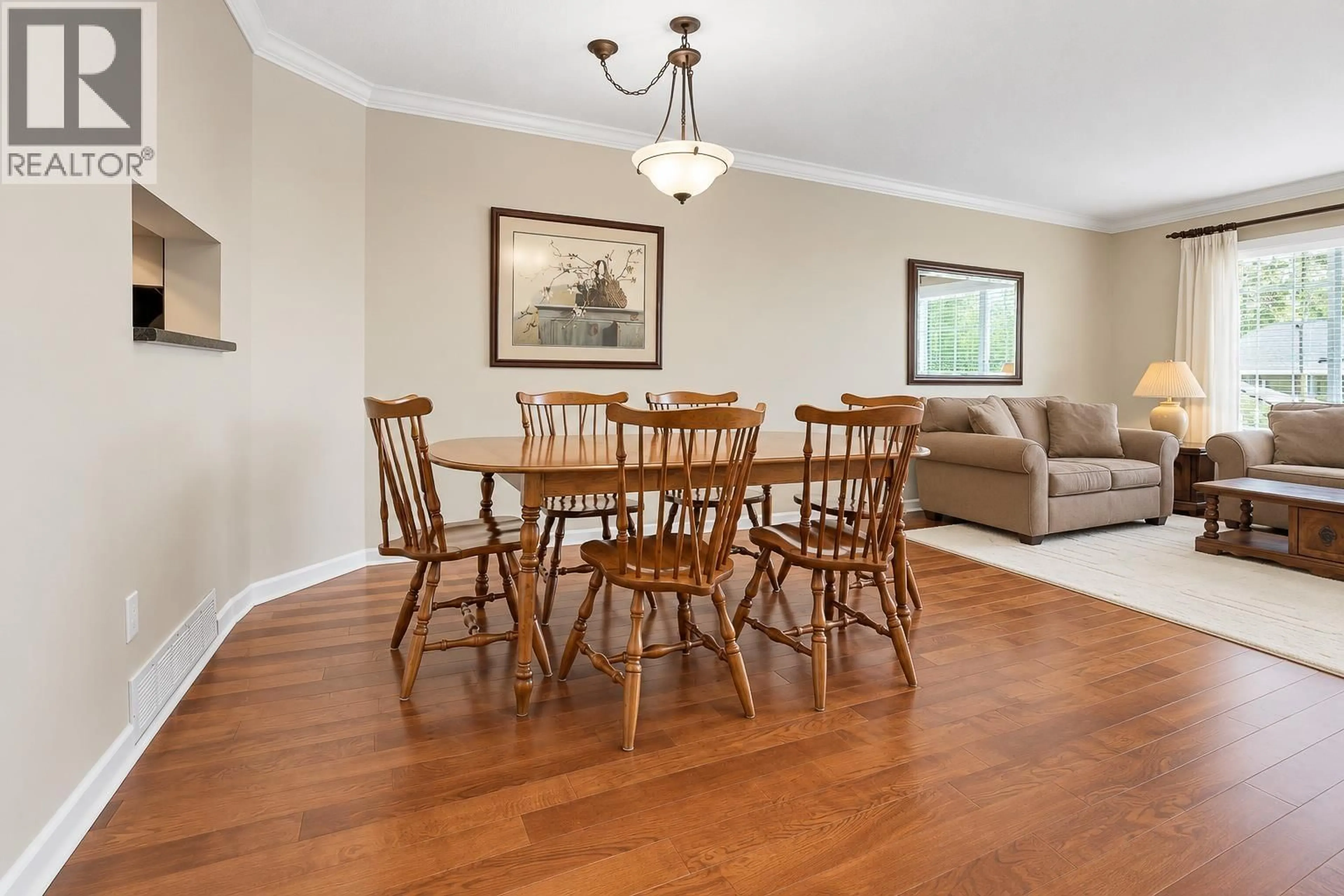 Dining room, wood/laminate floor for 202 - 1140 CASTLE CRESCENT, Port Coquitlam British Columbia V3C5R6
