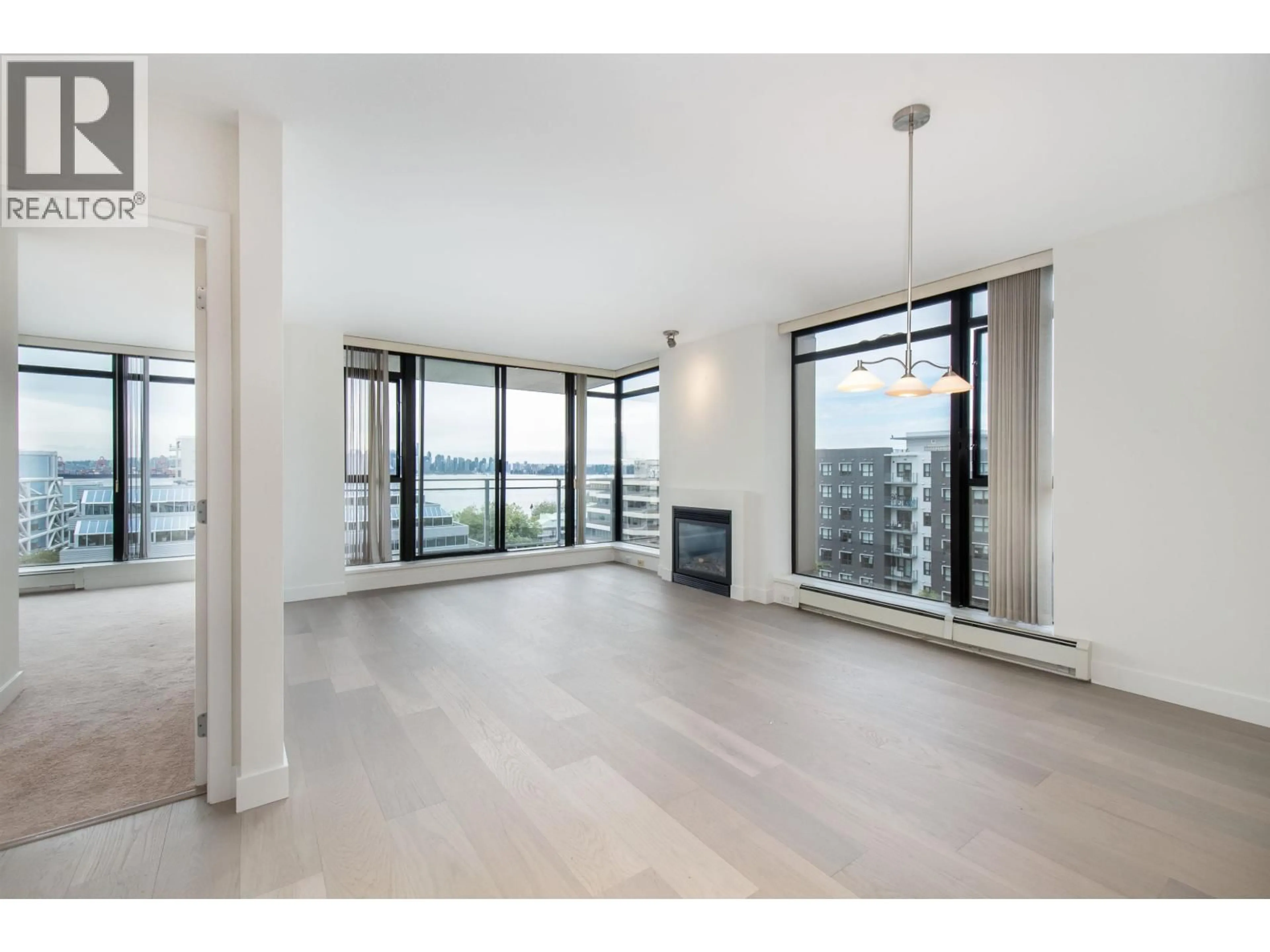 Unknown for 712 - 175 1ST STREET, North Vancouver British Columbia V7M3N9